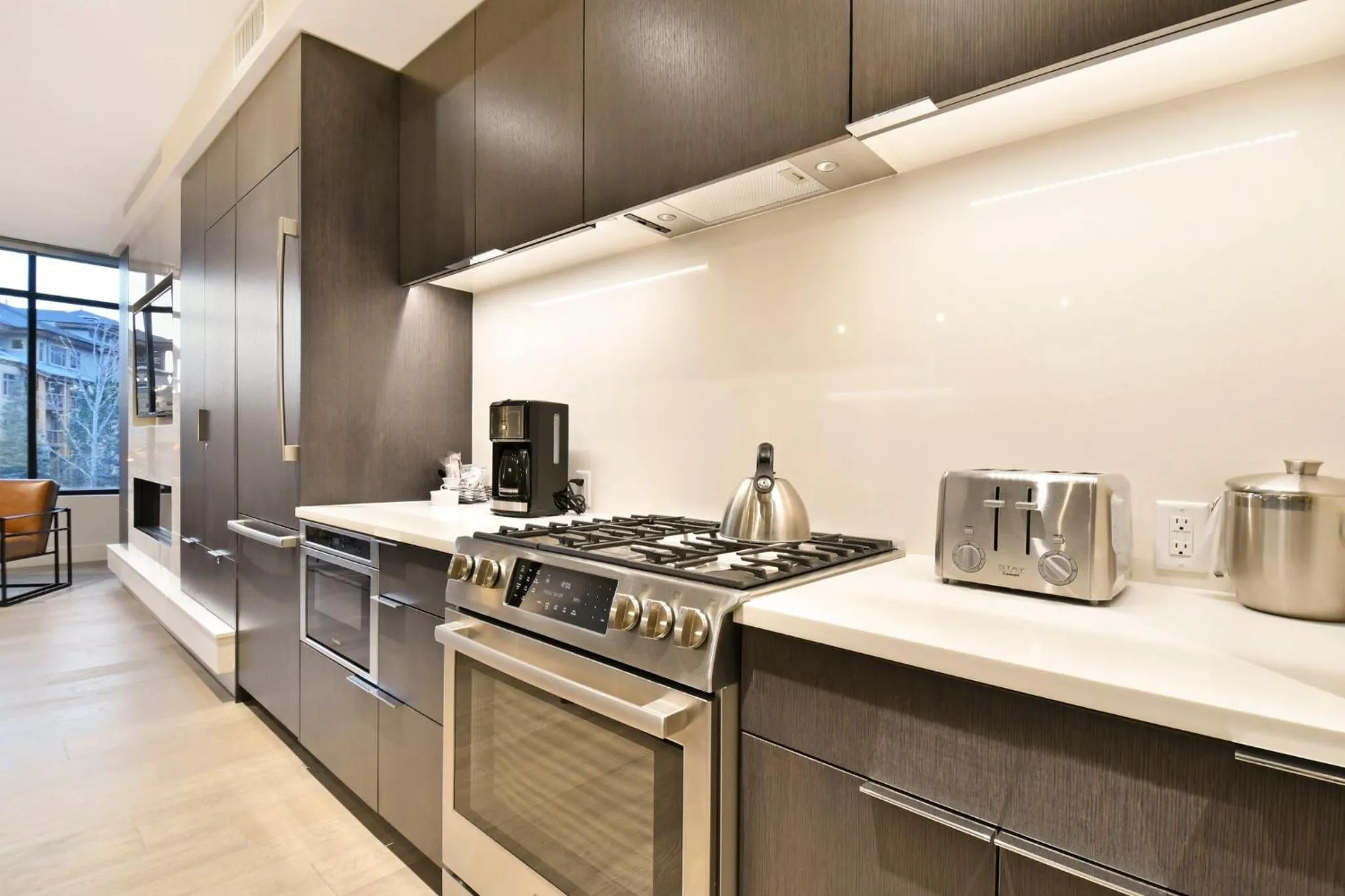 Kitchen or kitchenette in Lift Park City Condominiums