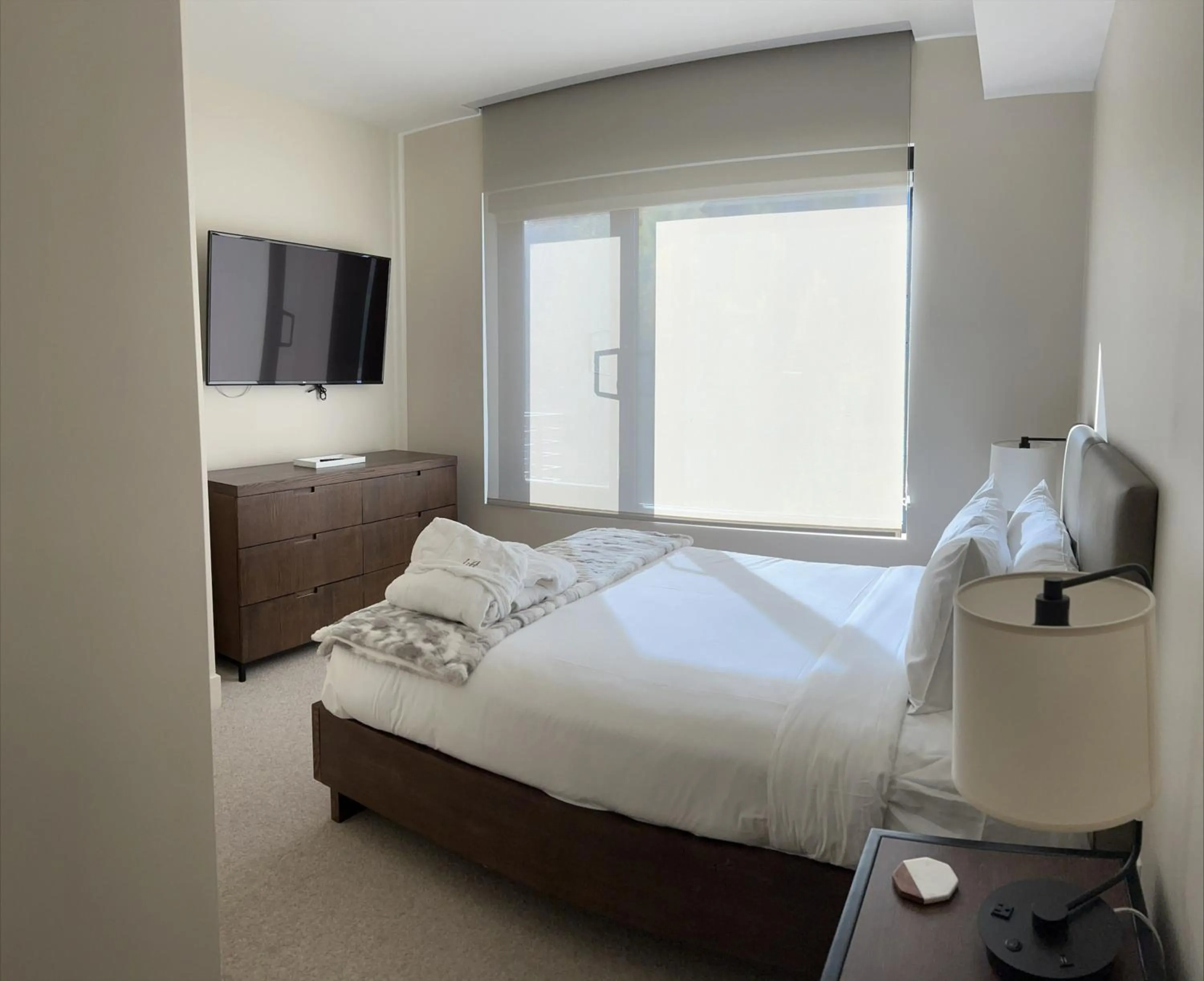 Bedroom, Bed in Lift Park City Condominiums