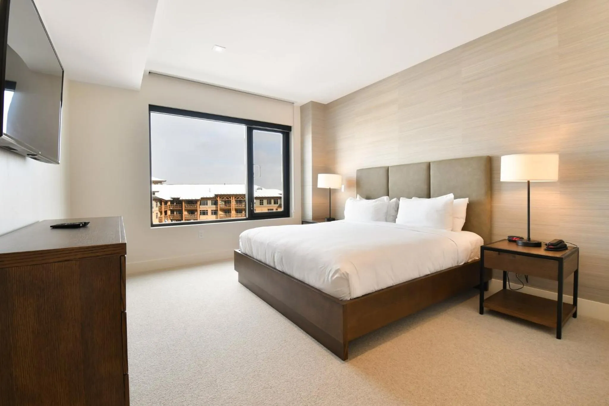 Bedroom, Bed in Lift Park City Condominiums