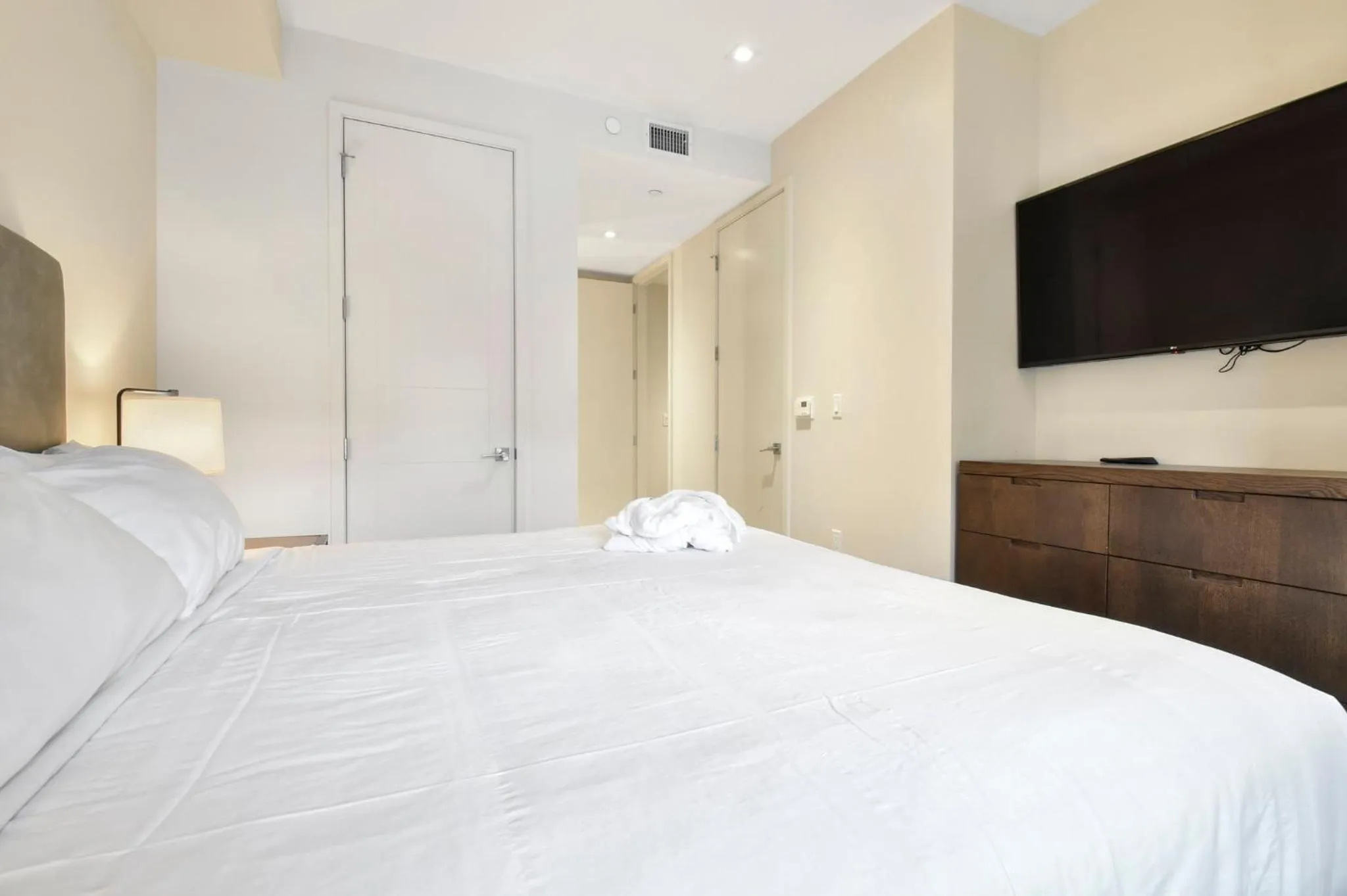 Bedroom, Bed in Lift Park City Condominiums