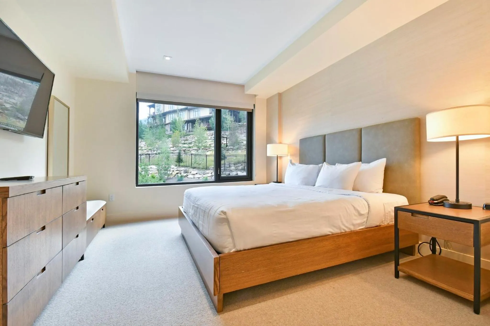 Bedroom, Bed in Lift Park City Condominiums