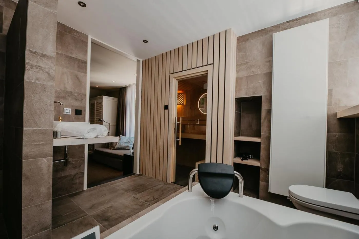 Bed in Villa Westerduin