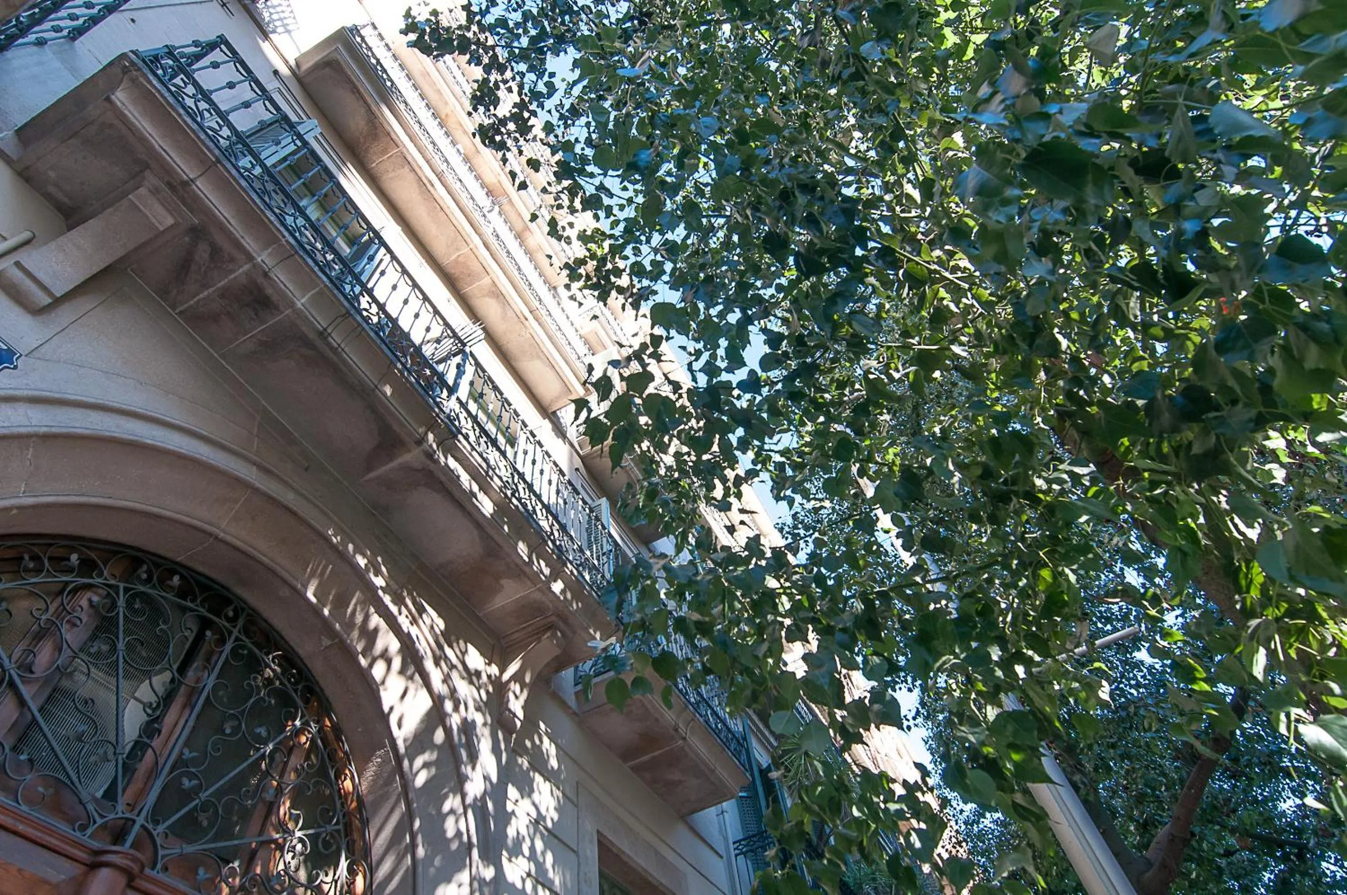 Property building in Weflating Ramblas