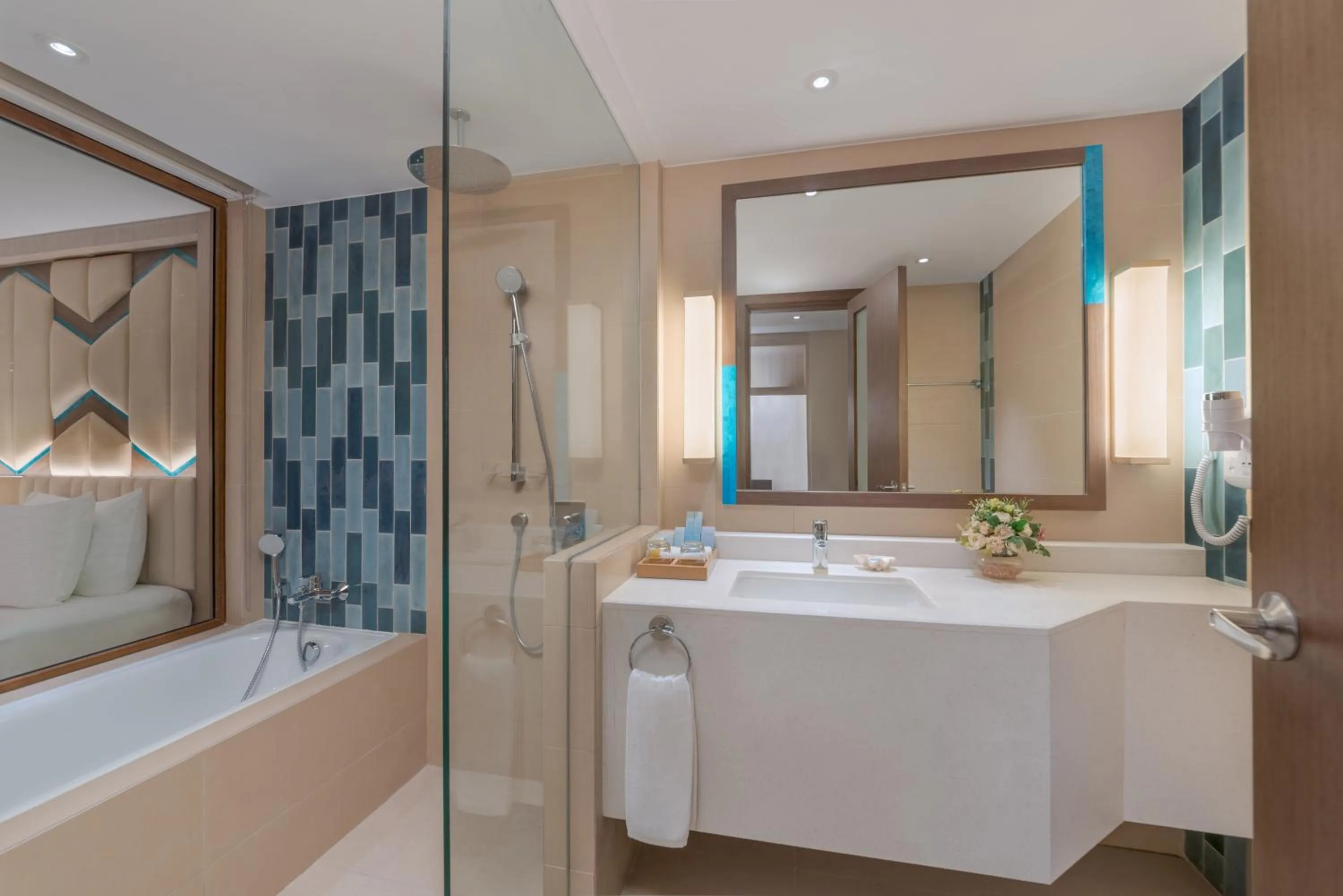 Bathroom, Bed in Henann Tawala Resort