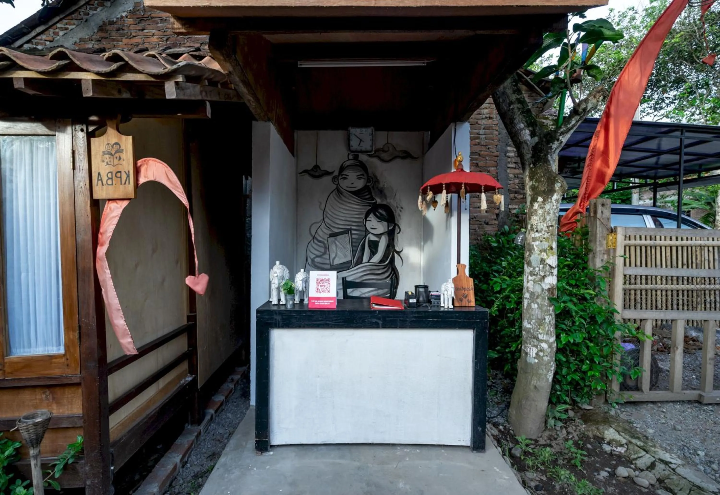 Lobby or reception in OYO 2393 Omahe Nawung Syariah