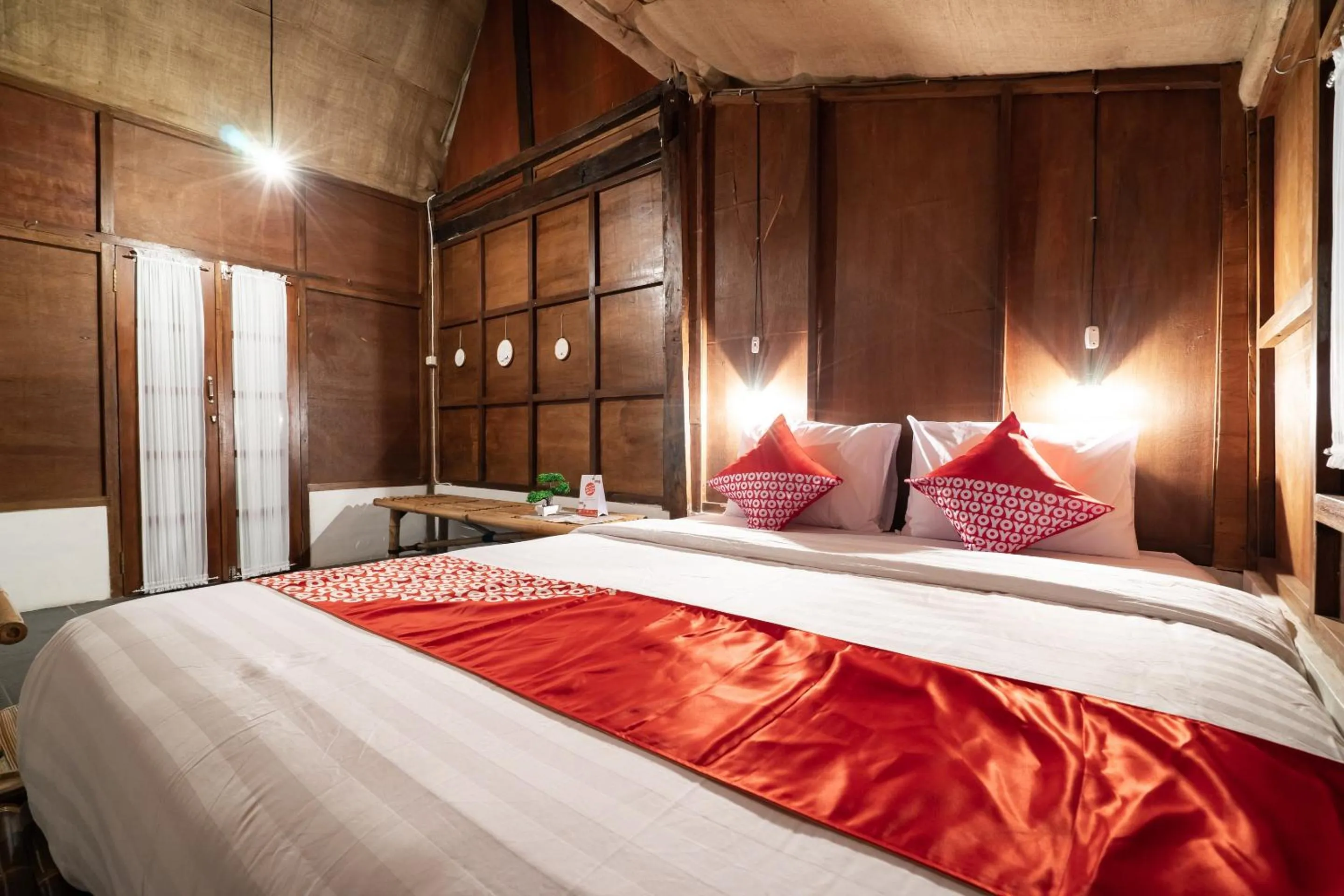 Bedroom, Bed in Hotel O Putroyono Homestay