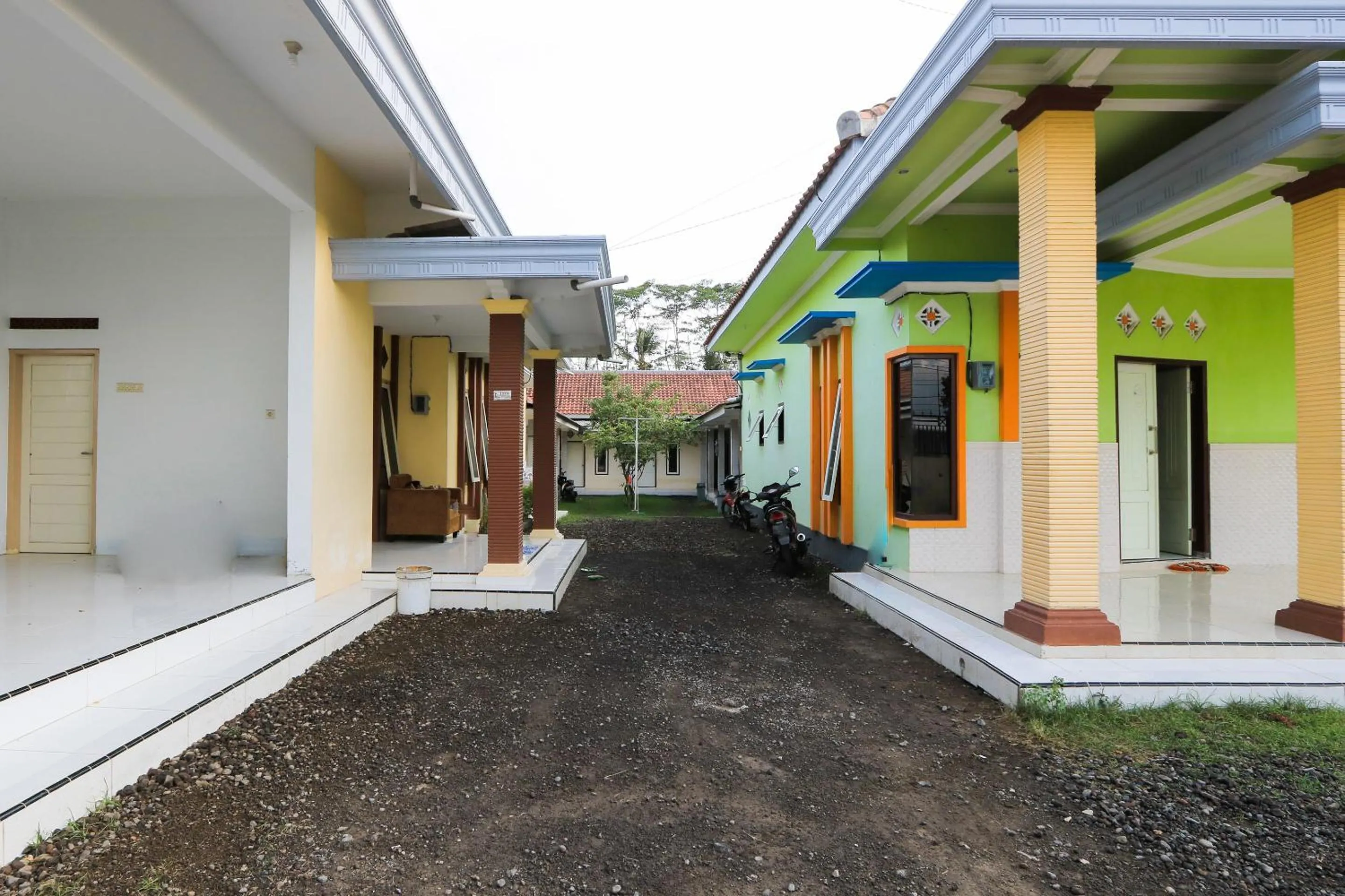 Area and facilities in OYO 2371 Islami Family Residence