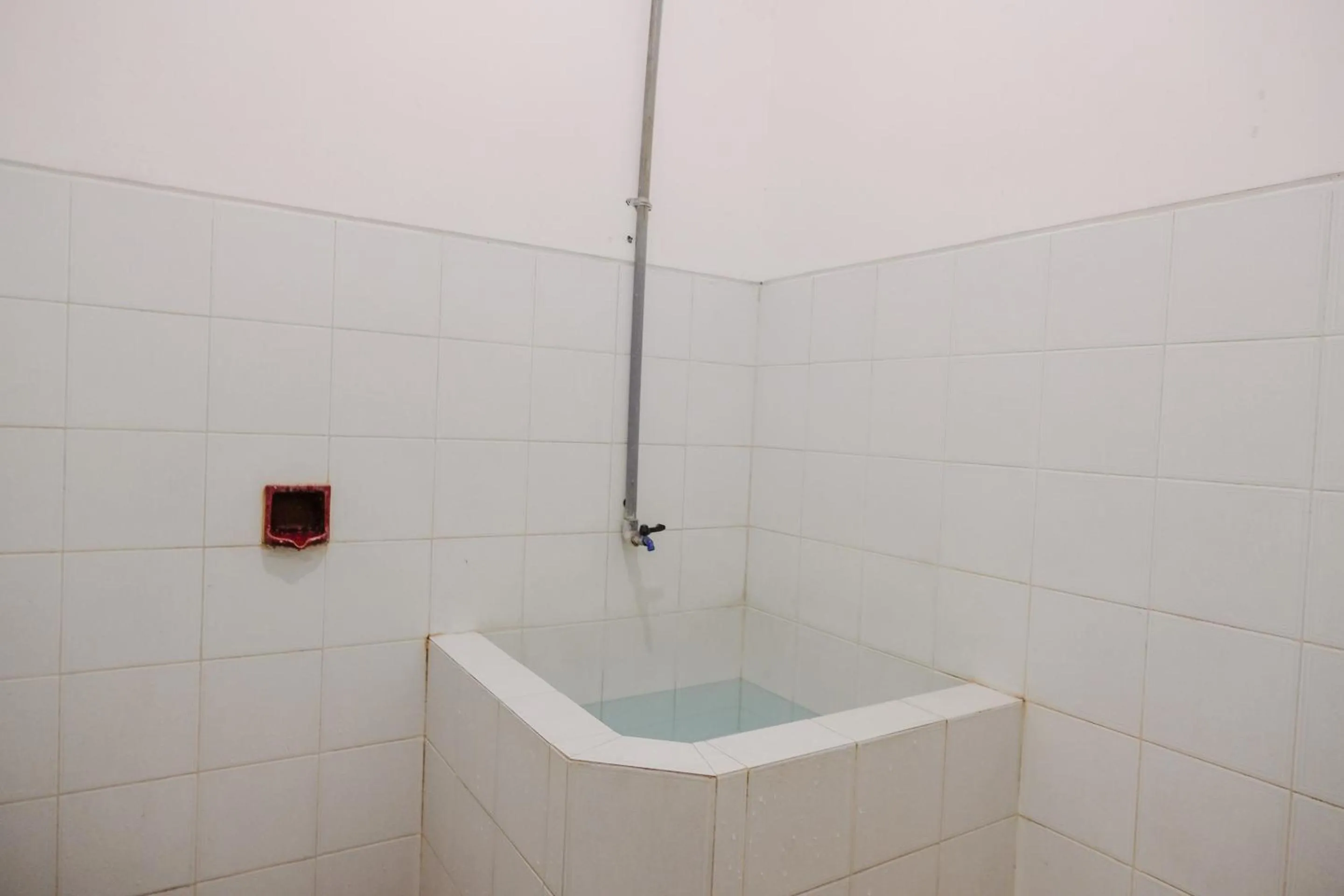 Bathroom in OYO 2417 Melati Residence