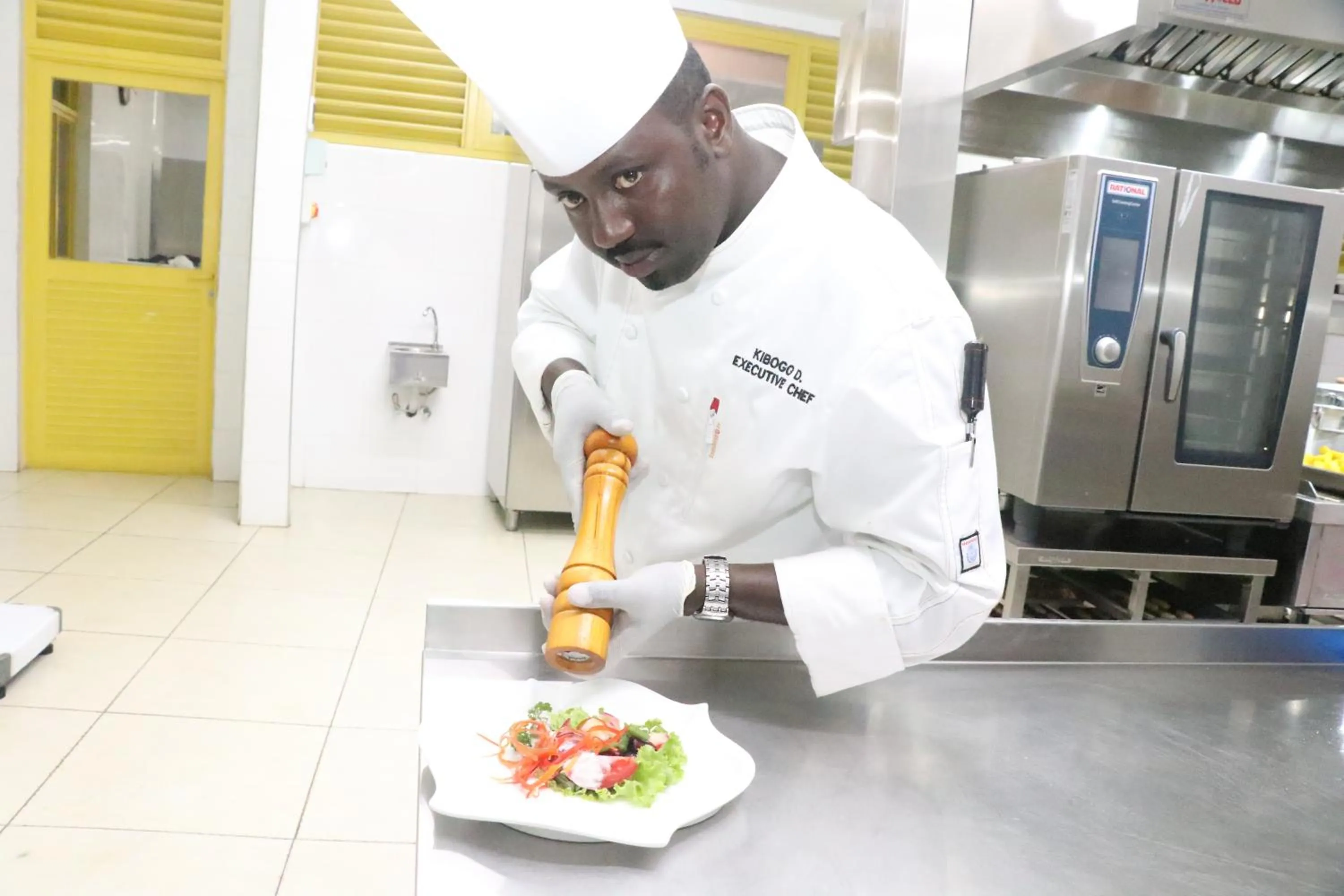 kitchen in Sainte Famille Hotel