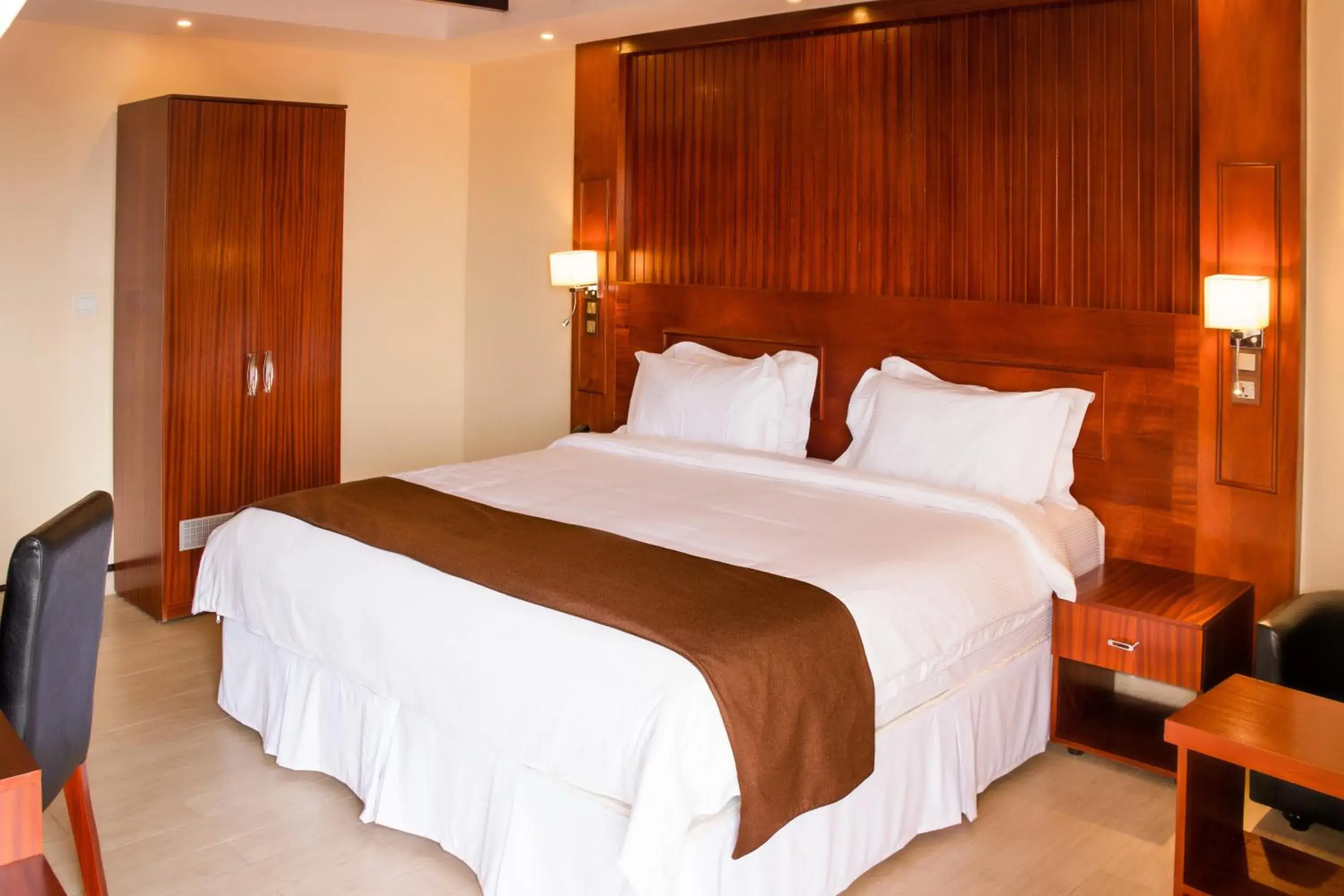 Deluxe Single Room with Balcony - single occupancy in Sainte Famille Hotel Deluxe Single Room with Balcony - single occupancy in Sainte Famille Hotel