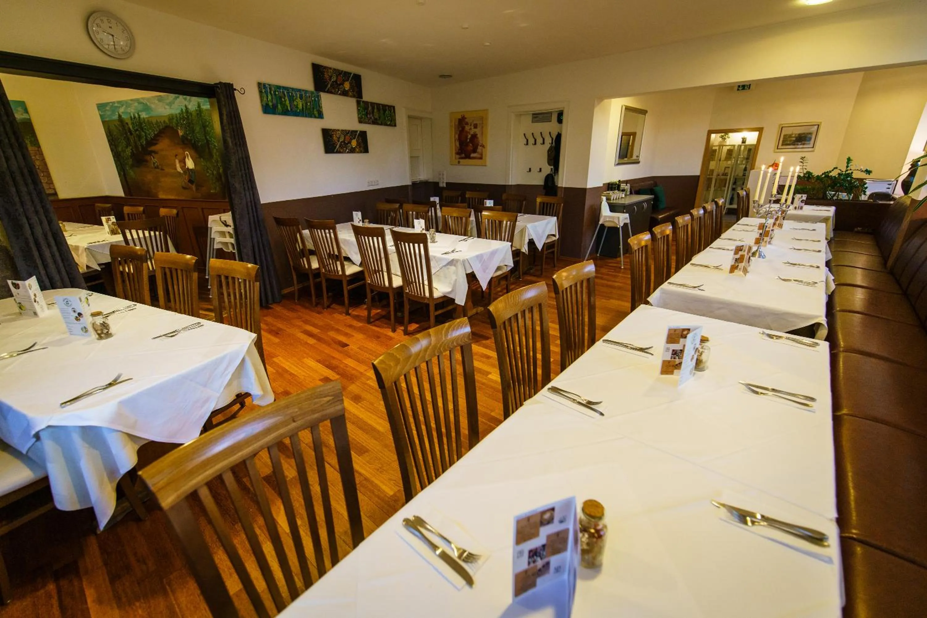 Restaurant/places to eat in Hotel Waibstadter Hof