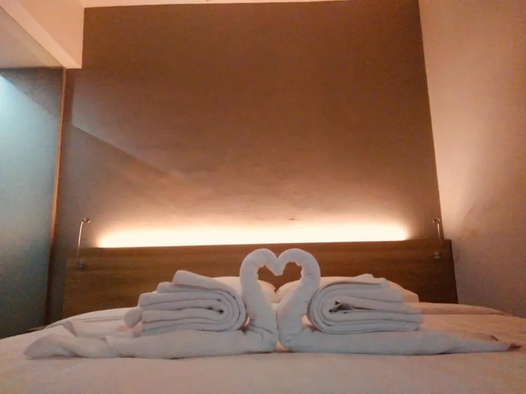 Bed in Hotel Marina Airport Semarang