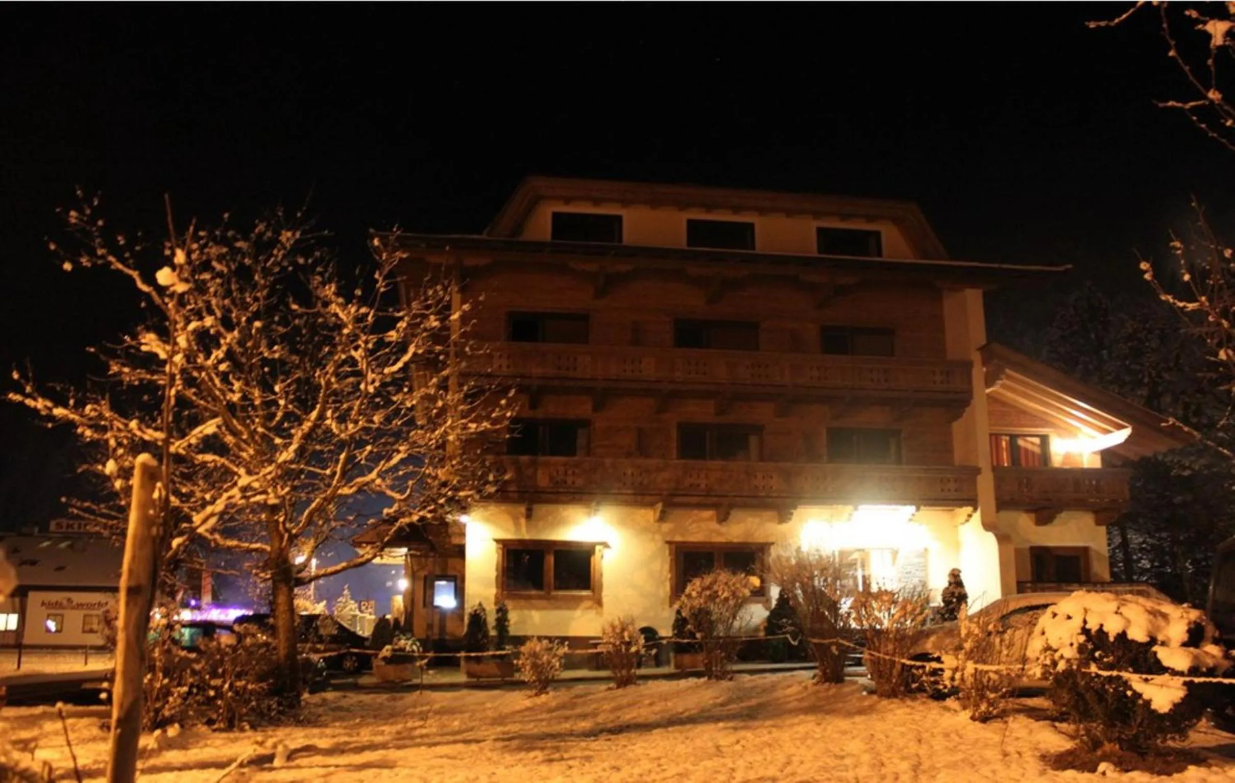 Facade/entrance in Hotel Garni Klocker