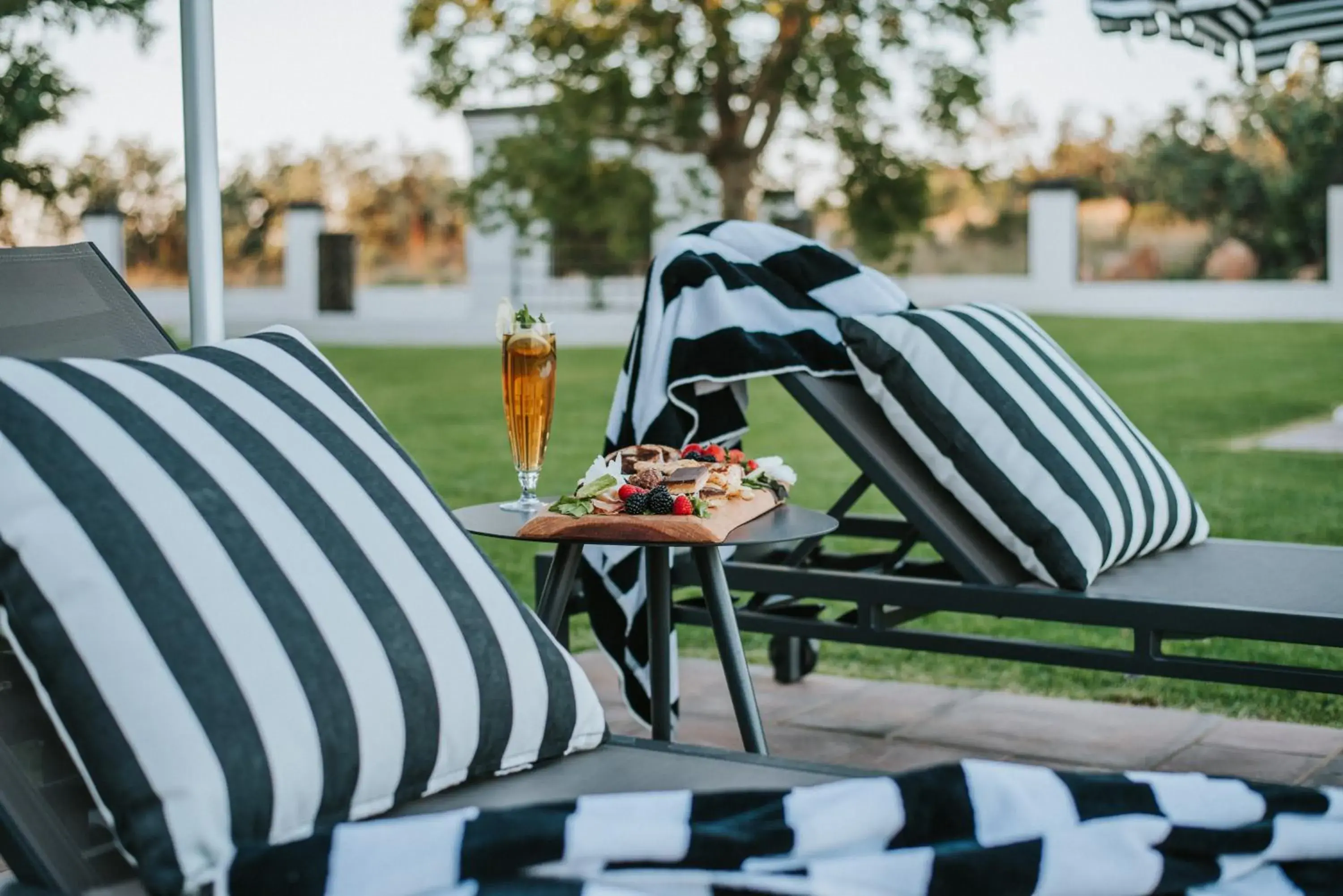 Inner courtyard view in The Feather Hill Boutique Hotel Inner courtyard view in The Feather Hill Boutique Hotel