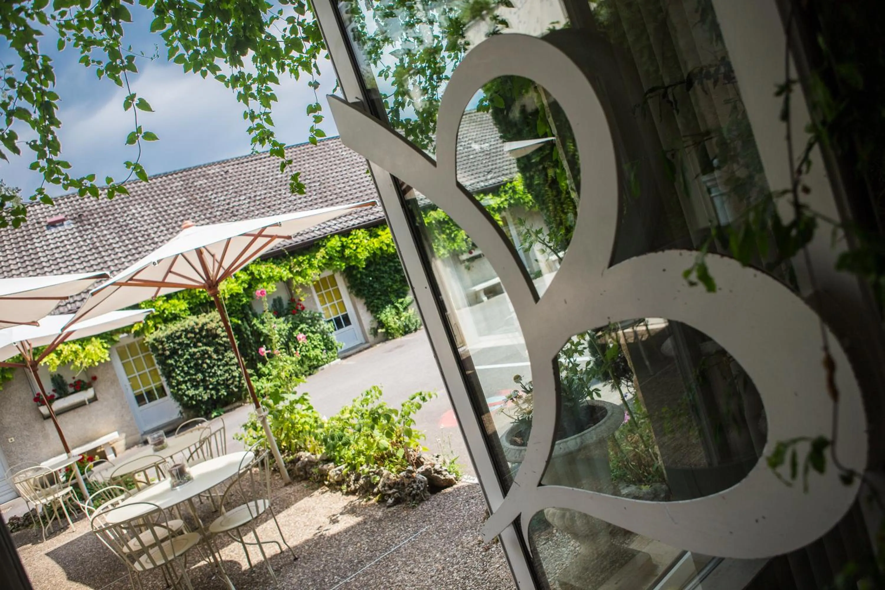 Decorative detail in Hostellerie De Bretonnière - Groupe Logis Hotels