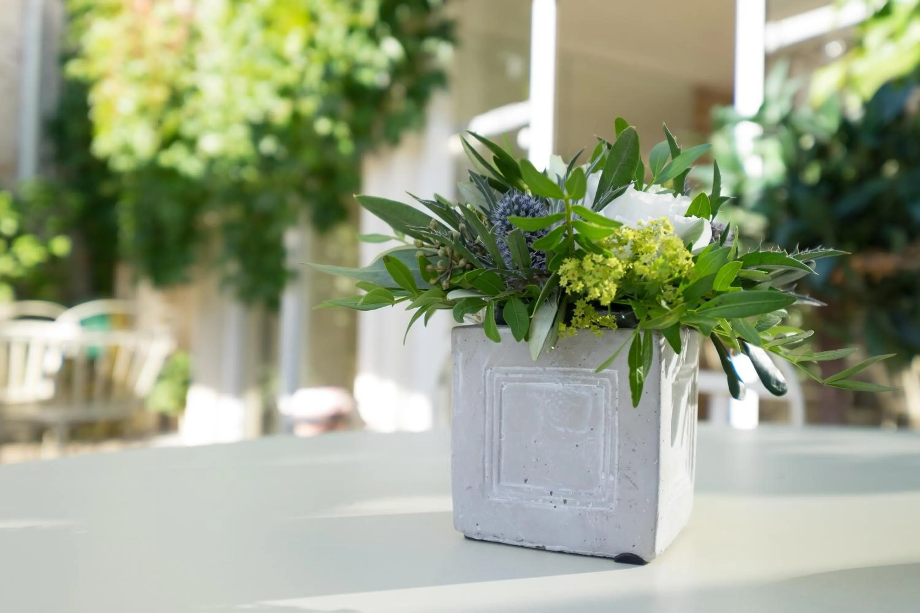 Patio in Hostellerie De Bretonnière - Groupe Logis Hotels