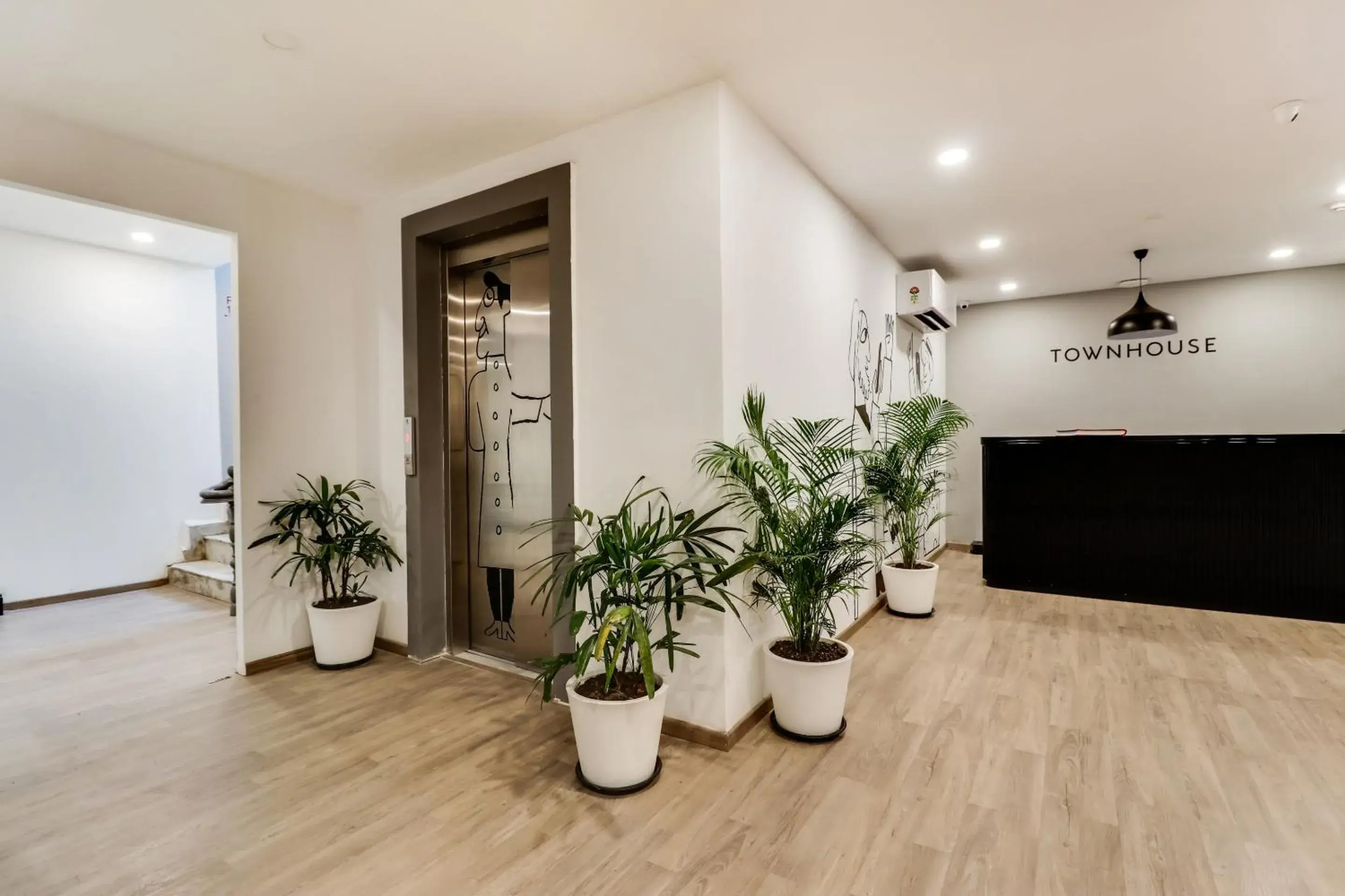 Lobby or reception in Super Townhouse Gandhi Hall Lobby or reception in Super Townhouse Gandhi Hall