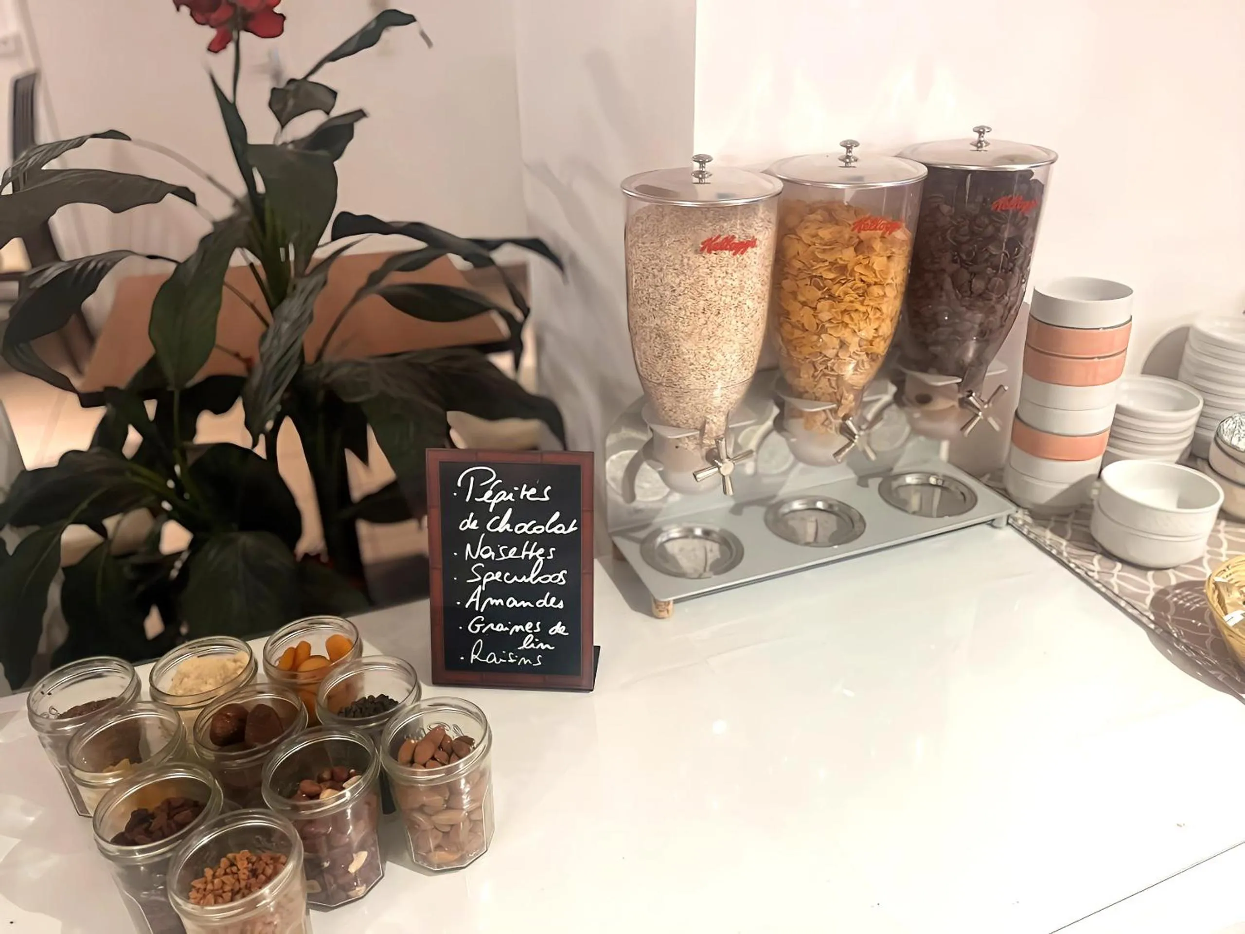 BRIT HOTEL Le Lion d'Or CHINON