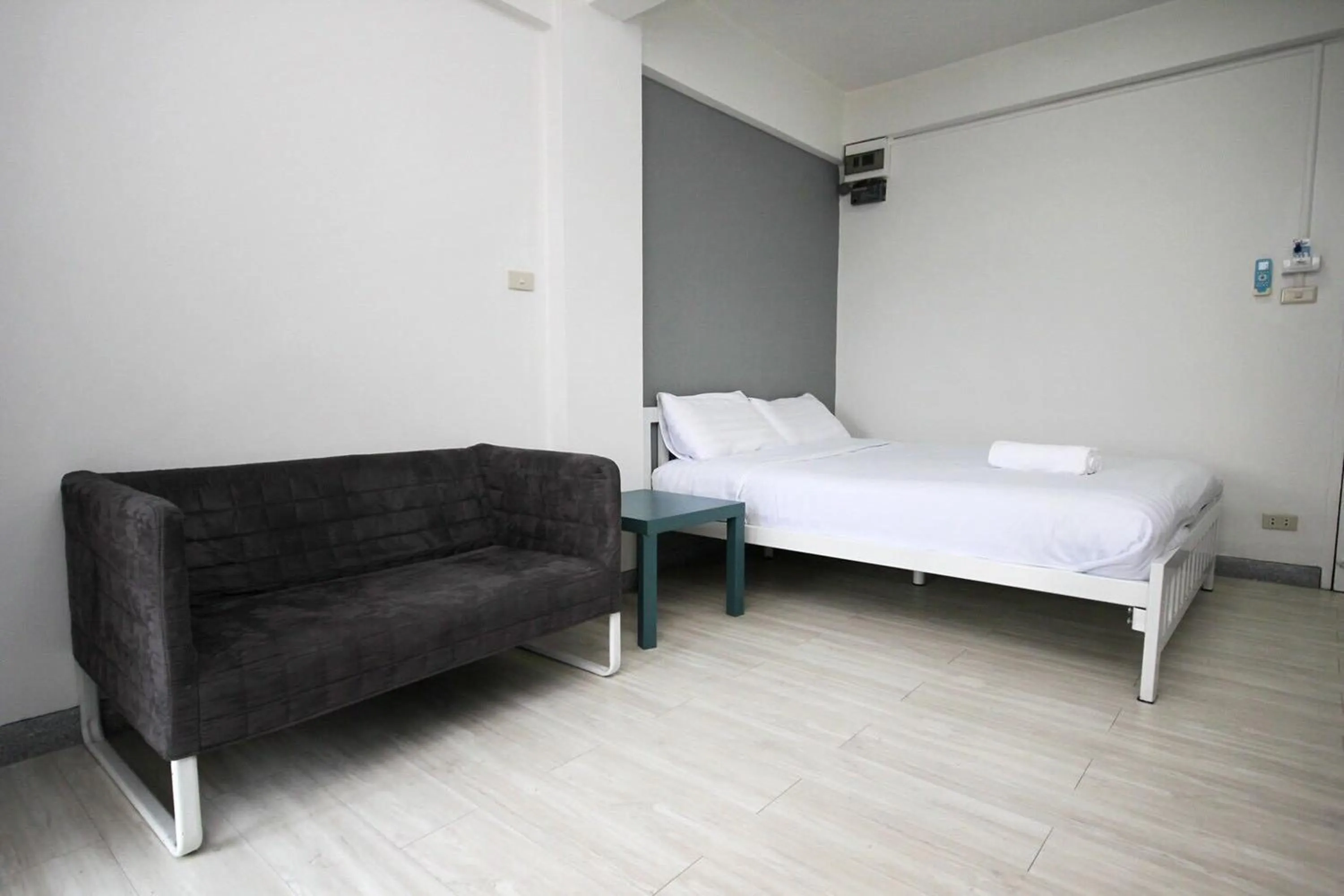 Bedroom, Bed in Sakun Place