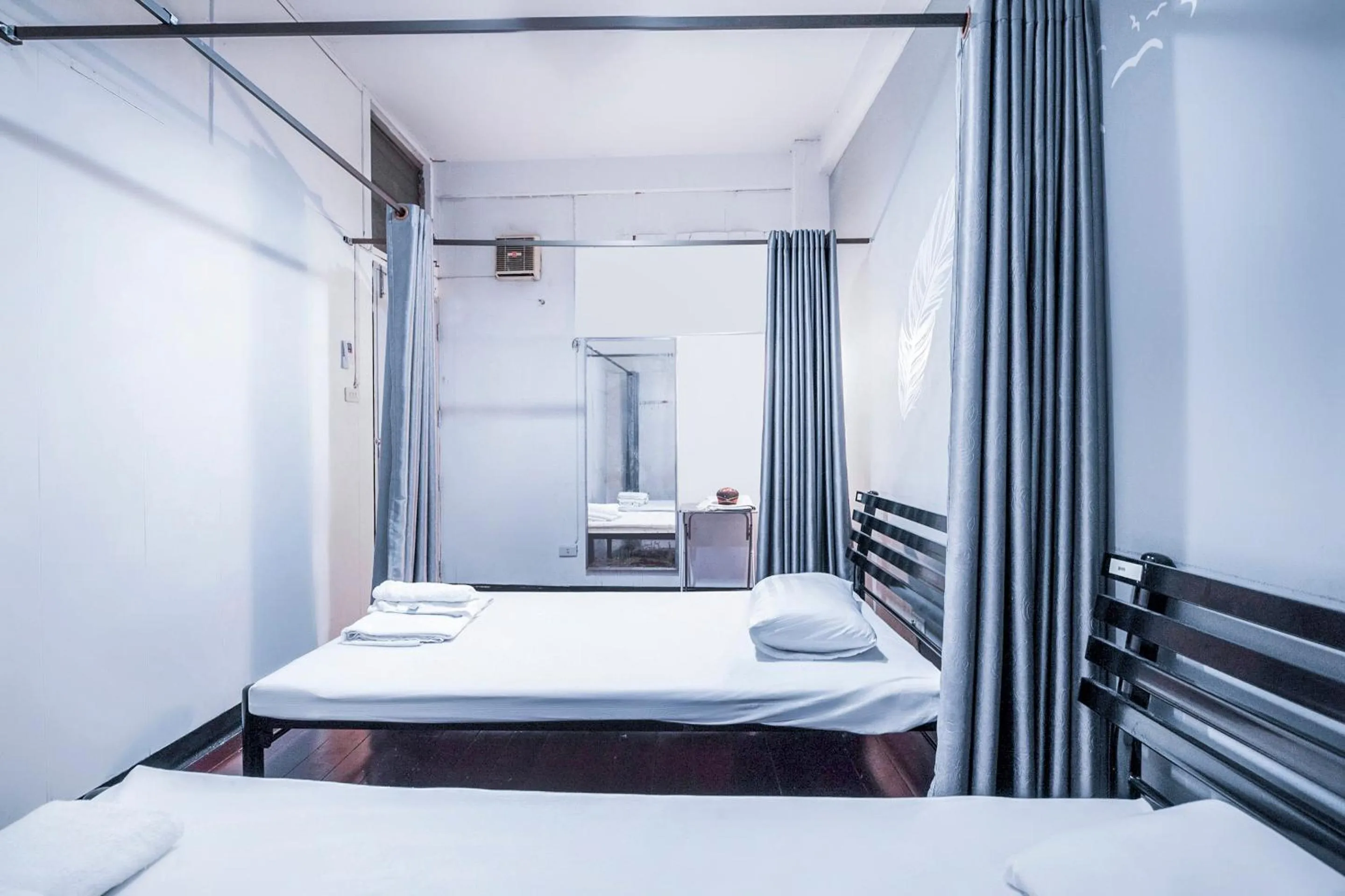 Bedroom, Bed in Ali Hostel