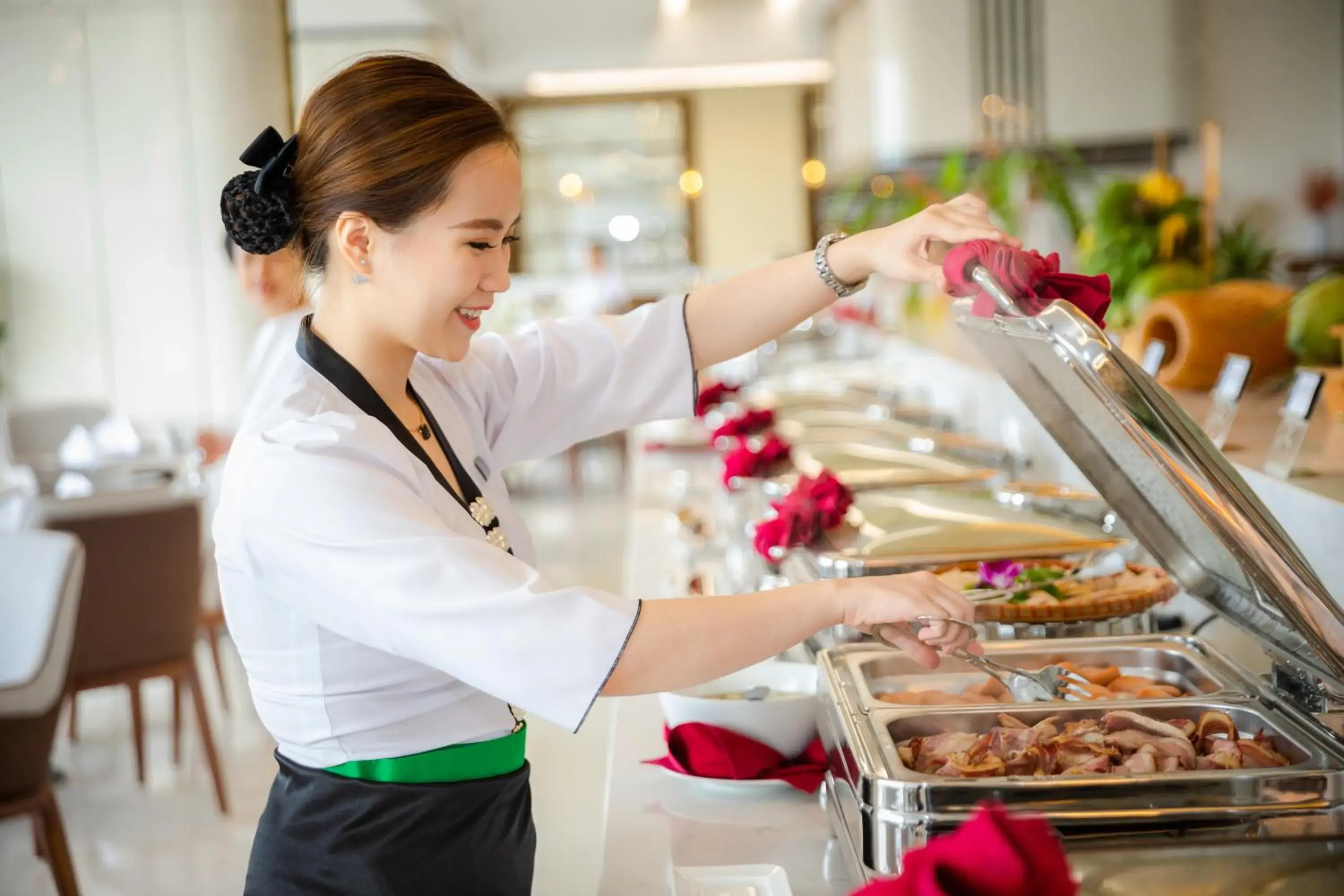 Restaurant/places to eat in Muong Thanh Grand Bai Chay Restaurant/places to eat in Muong Thanh Grand Bai Chay