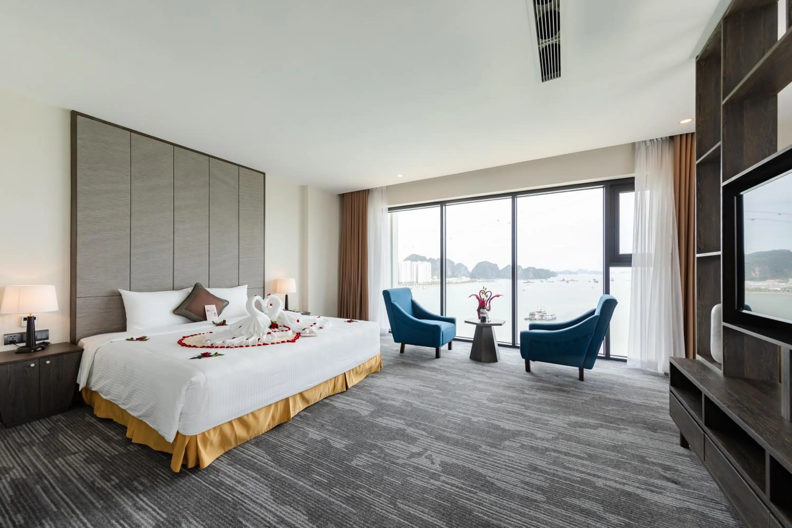 Bed in Muong Thanh Grand Bai Chay