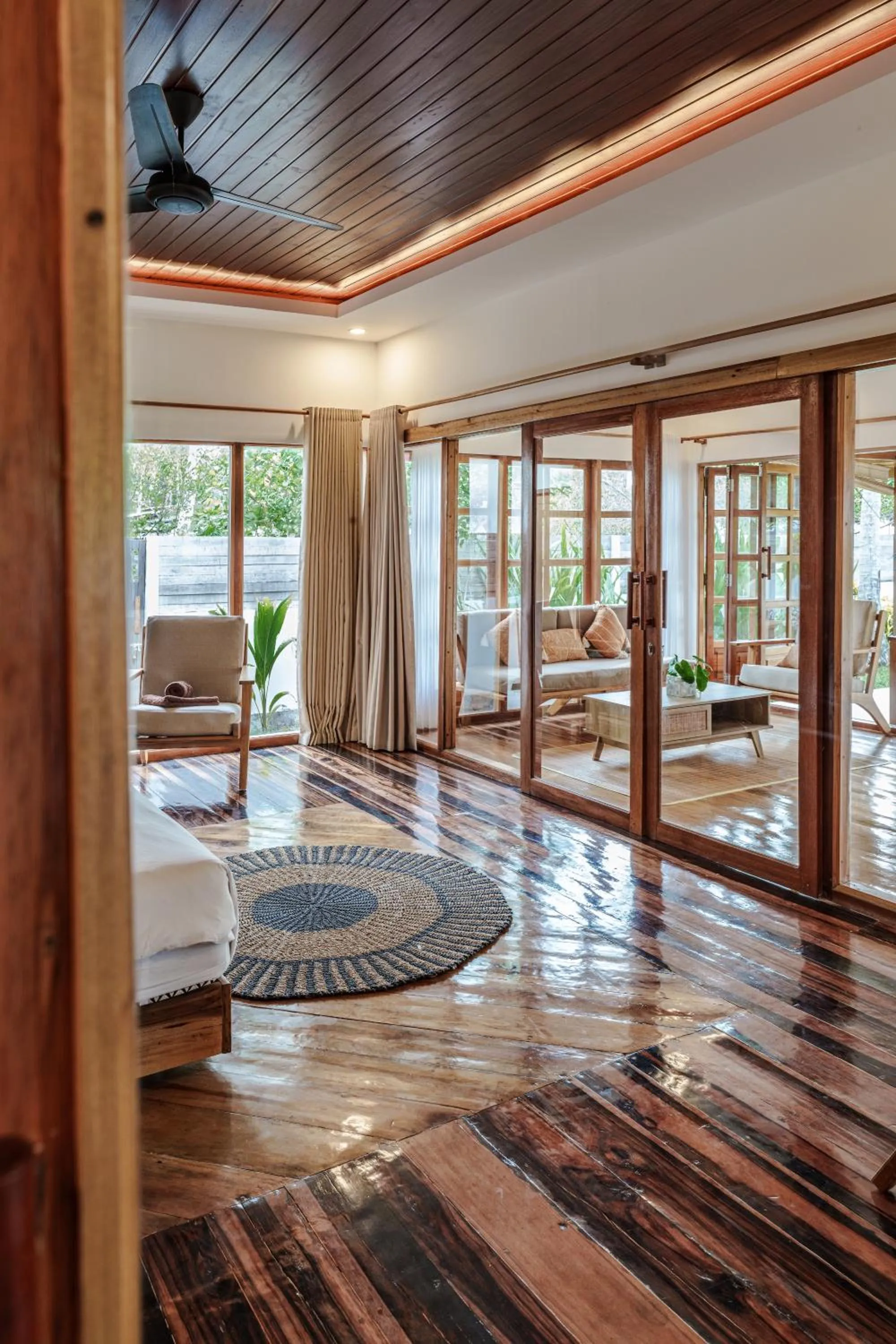 Reconnect - Private Island Resort & Dive Center Togean - Buka Buka Island