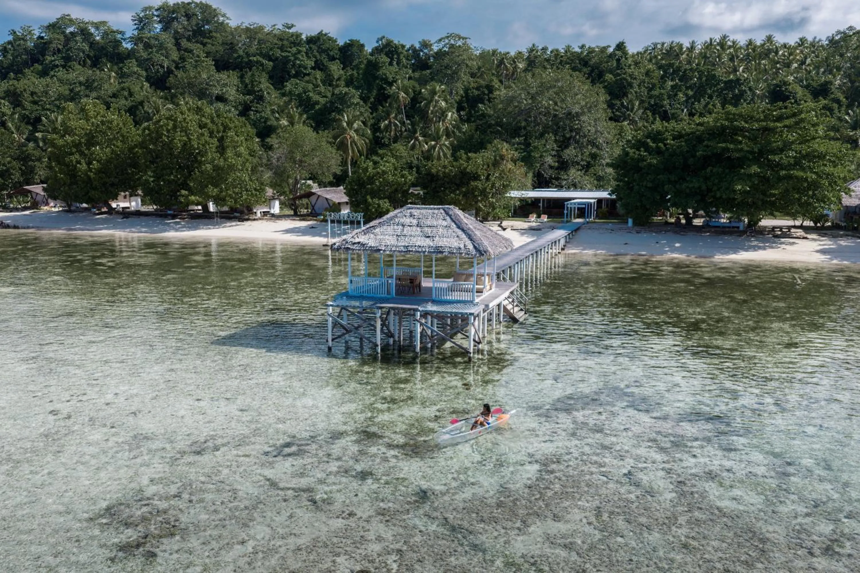 Reconnect - Private Island Resort & Dive Center Togean - Buka Buka Island