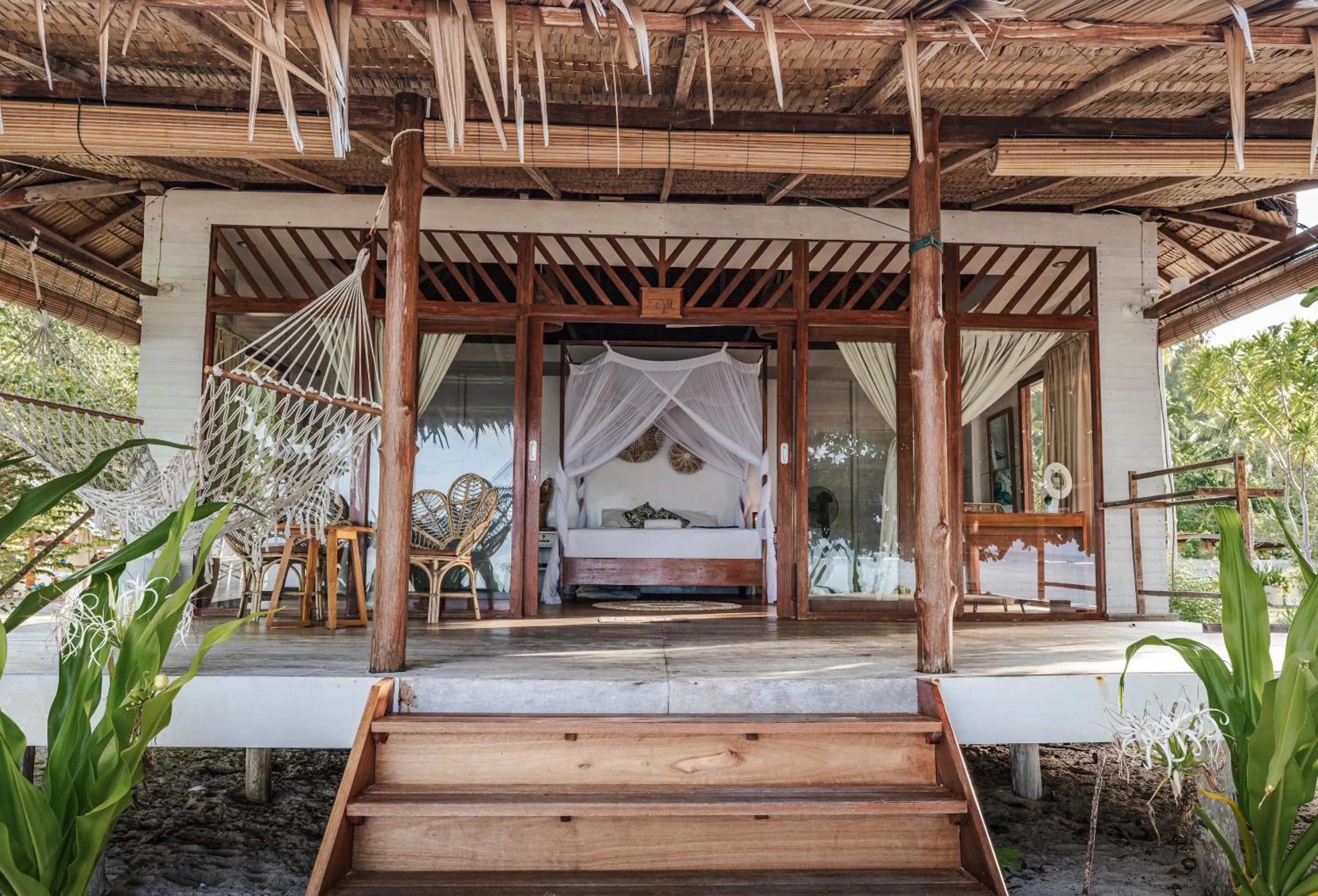 Reconnect - Private Island Resort & Dive Center Togean - Buka Buka Island