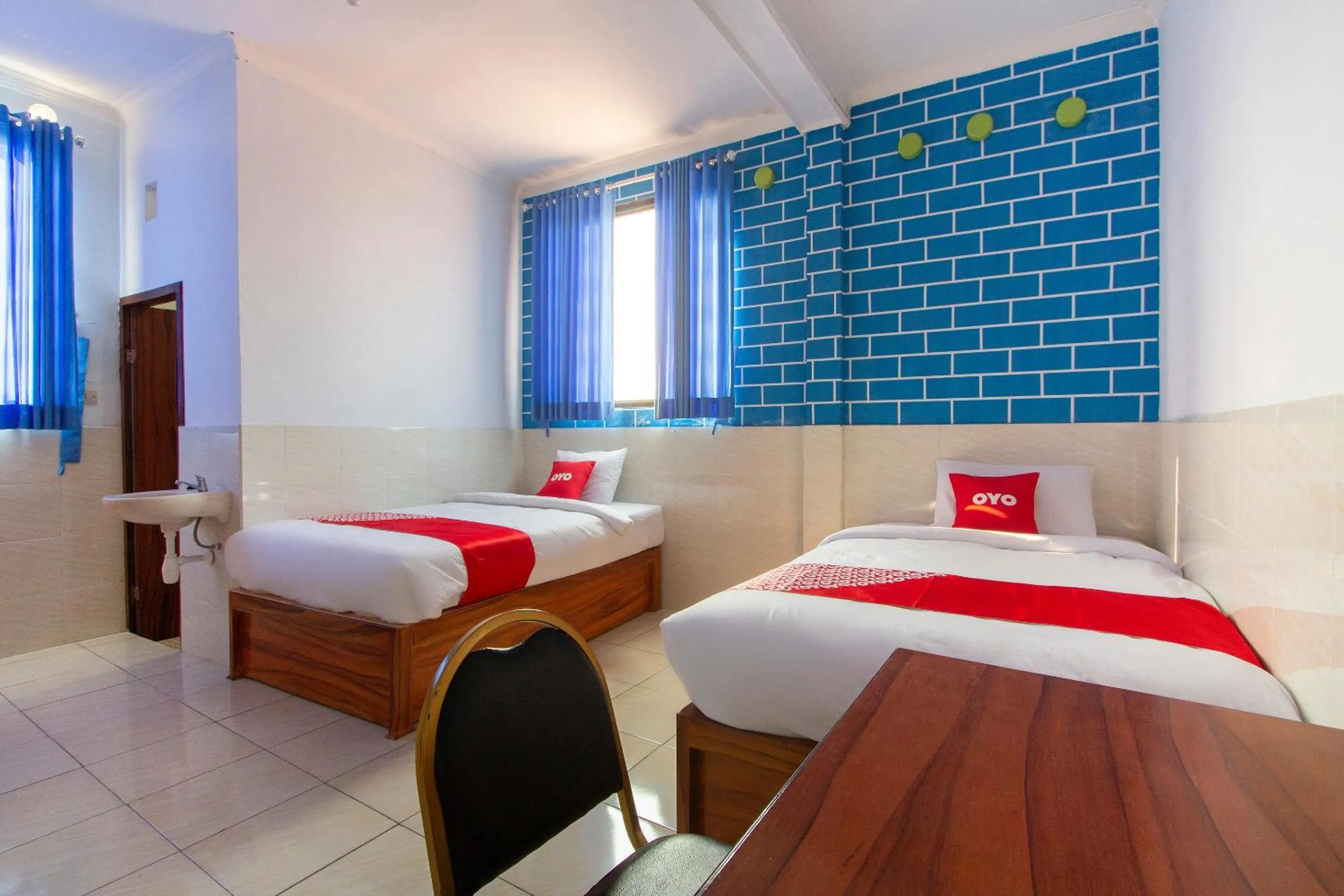 Bedroom, Bed in OYO Life 3720 Homestay Gayatri Janti