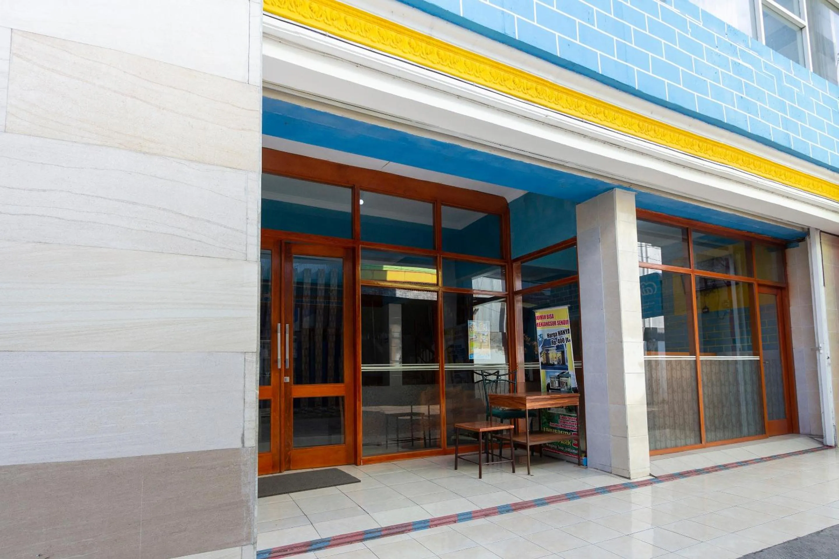 Facade/entrance in OYO Life 3720 Homestay Gayatri Janti