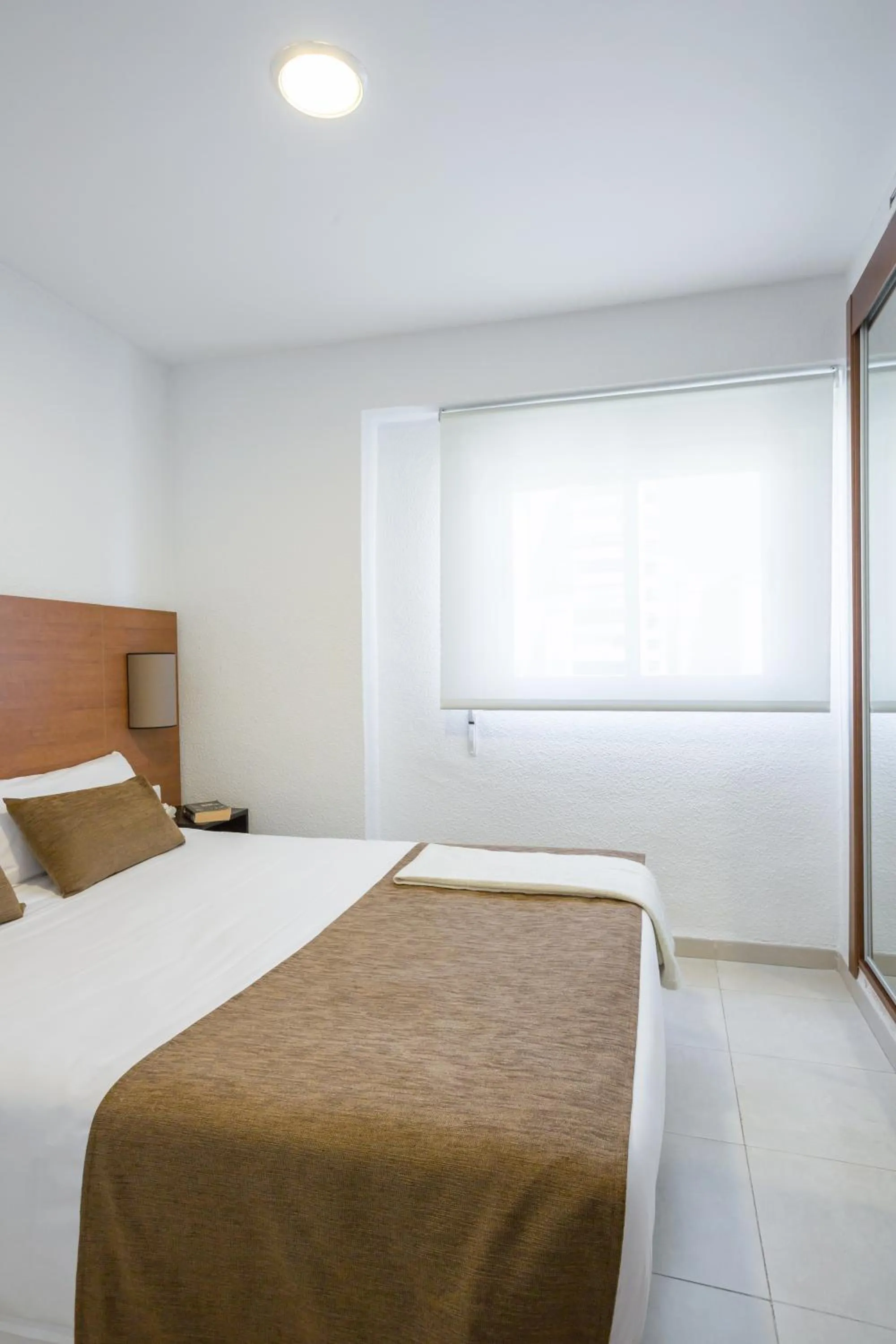 Bedroom, Bed in Pierre & Vacances Benidorm Levante - Adults Recommended