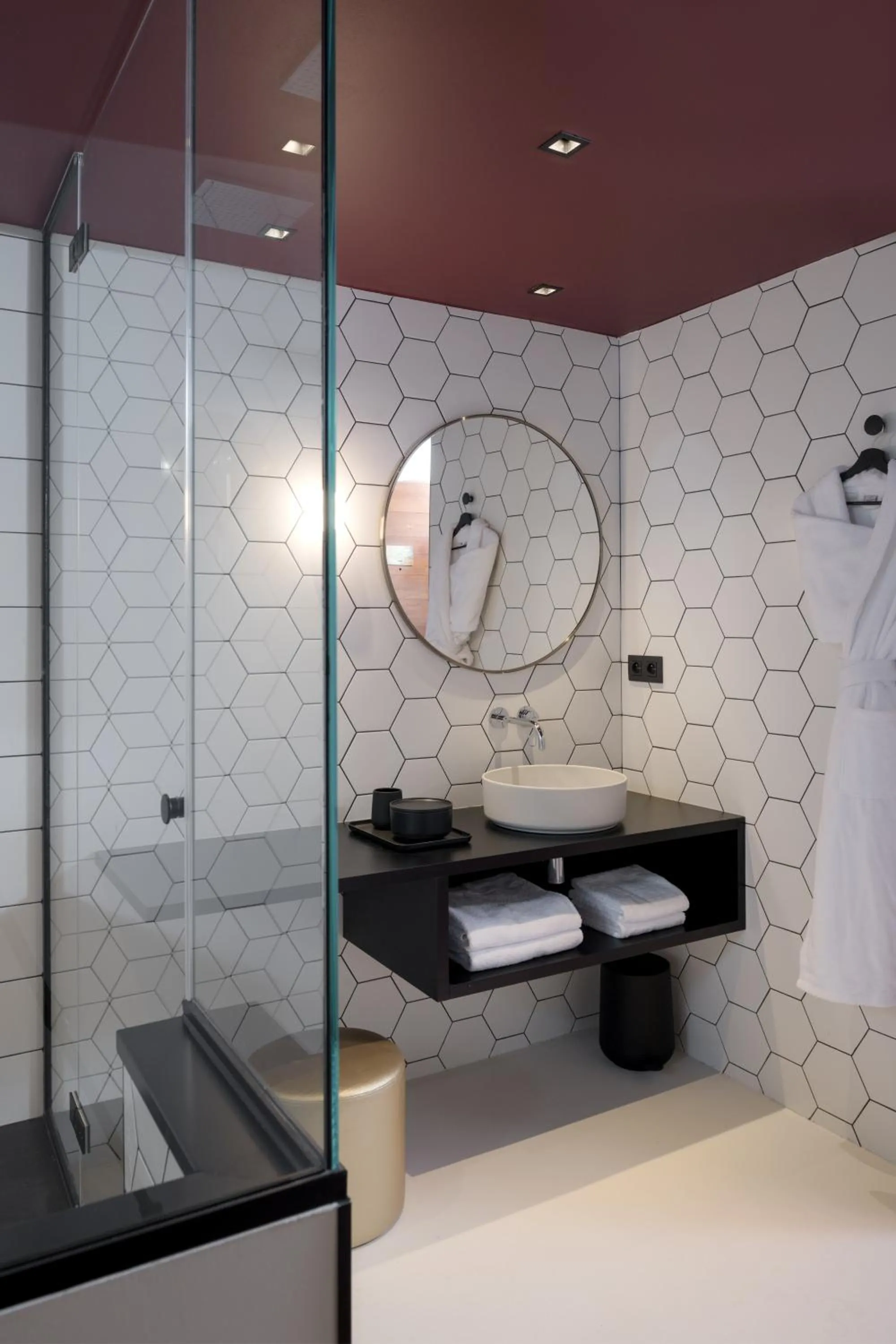 Shower in MiHotel Tour Rose