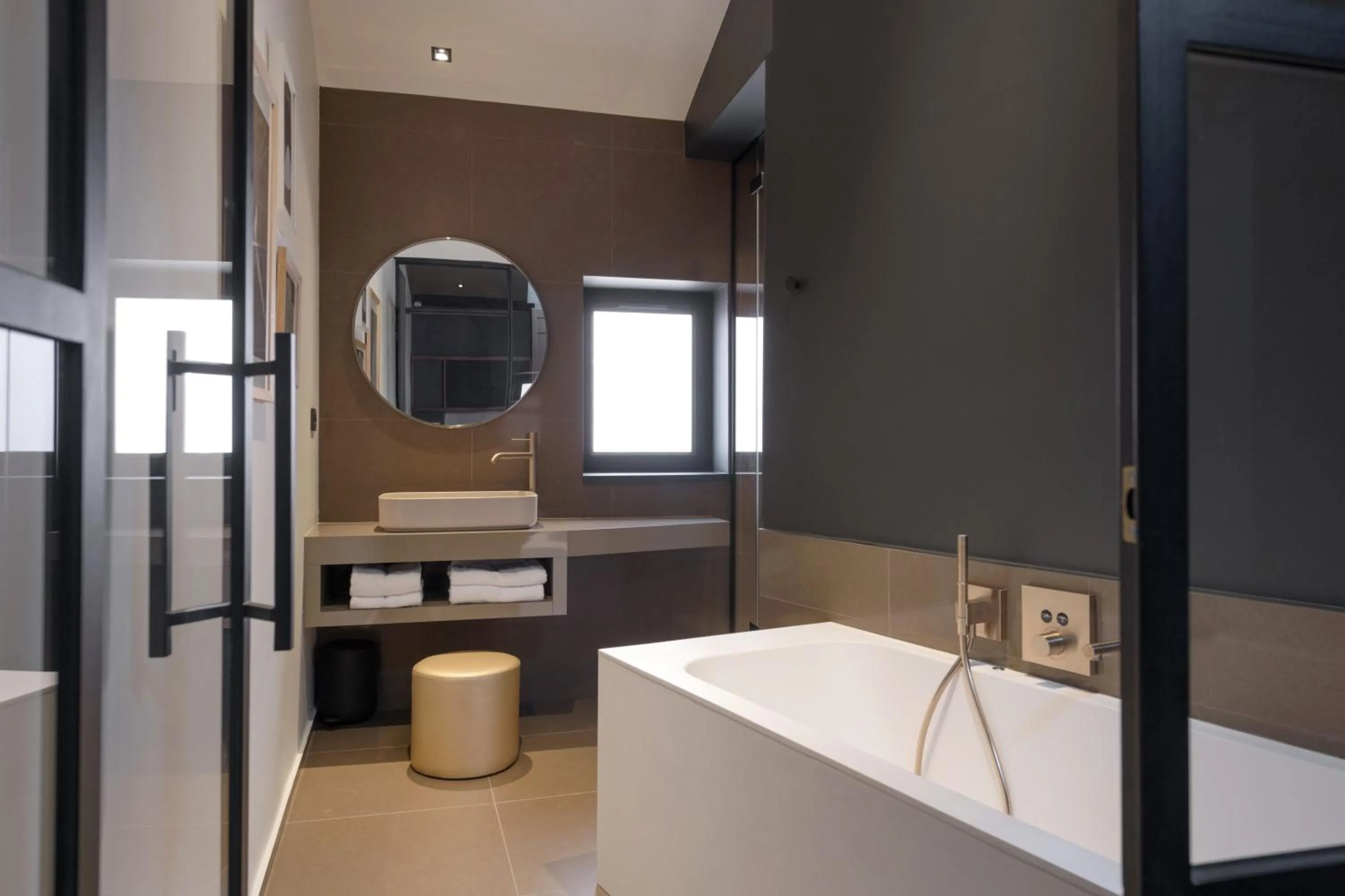 Bathroom, Bed in MiHotel Tour Rose