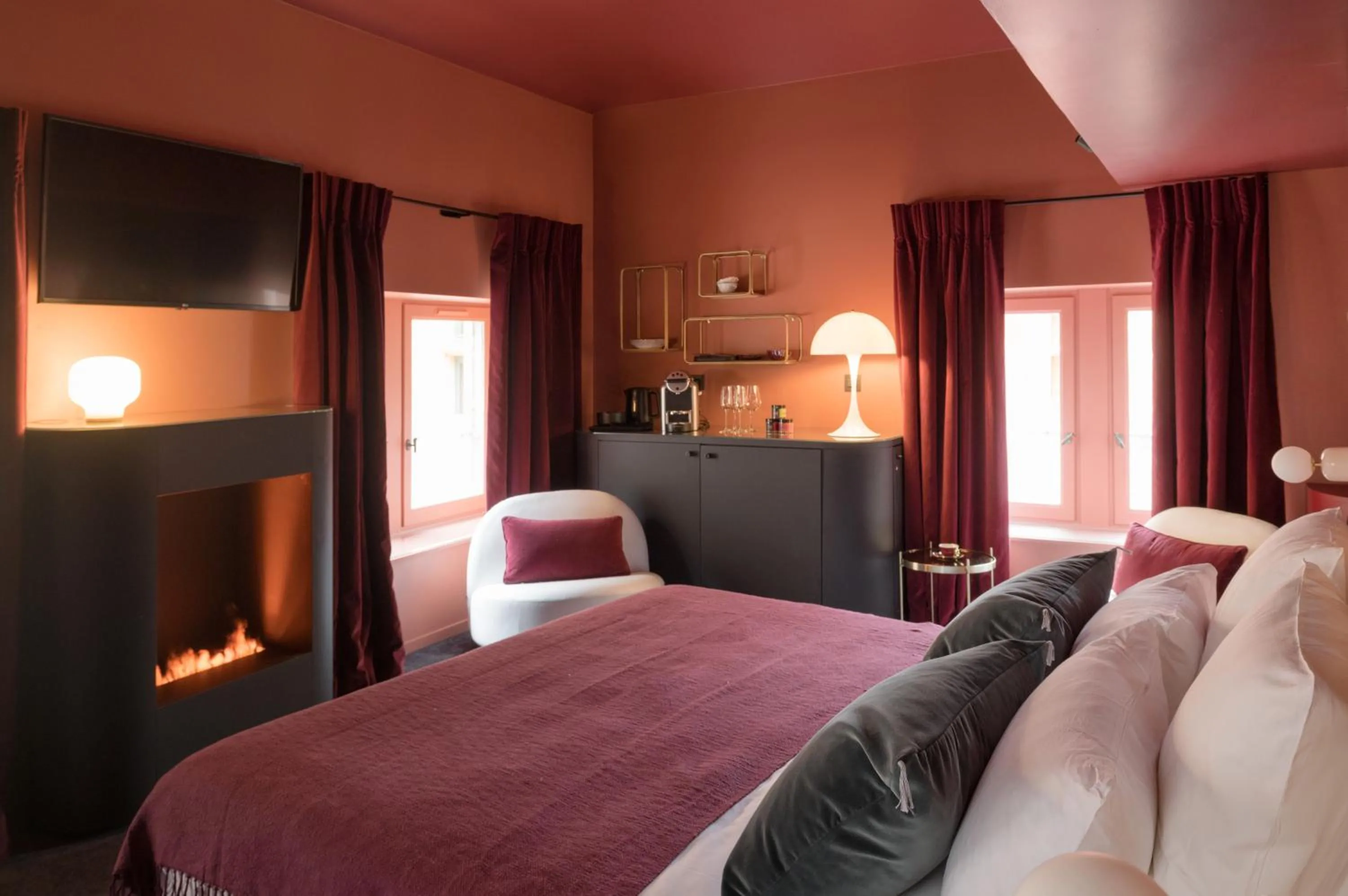 Bed in MiHotel Tour Rose