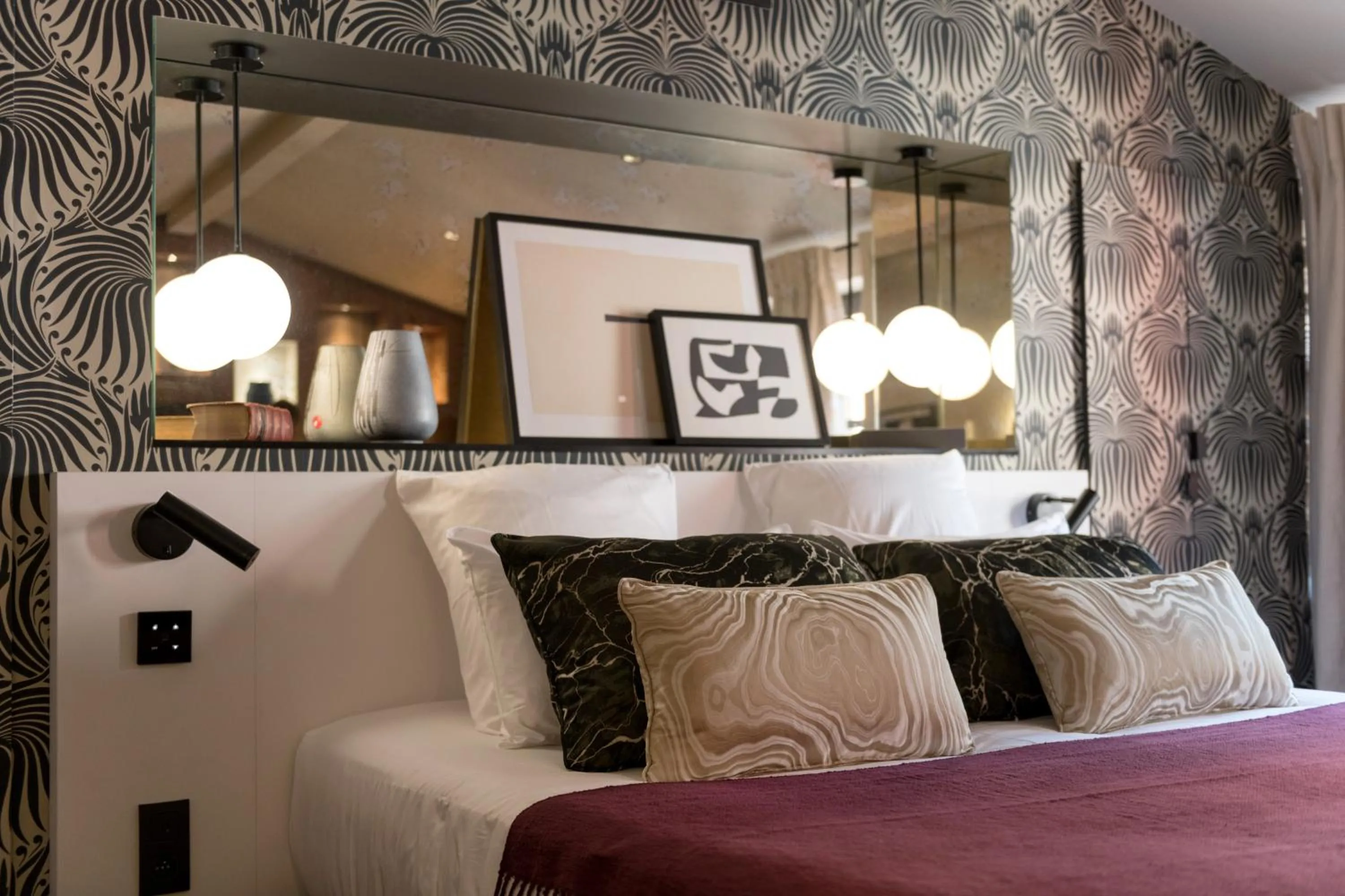 Bed in MiHotel Tour Rose