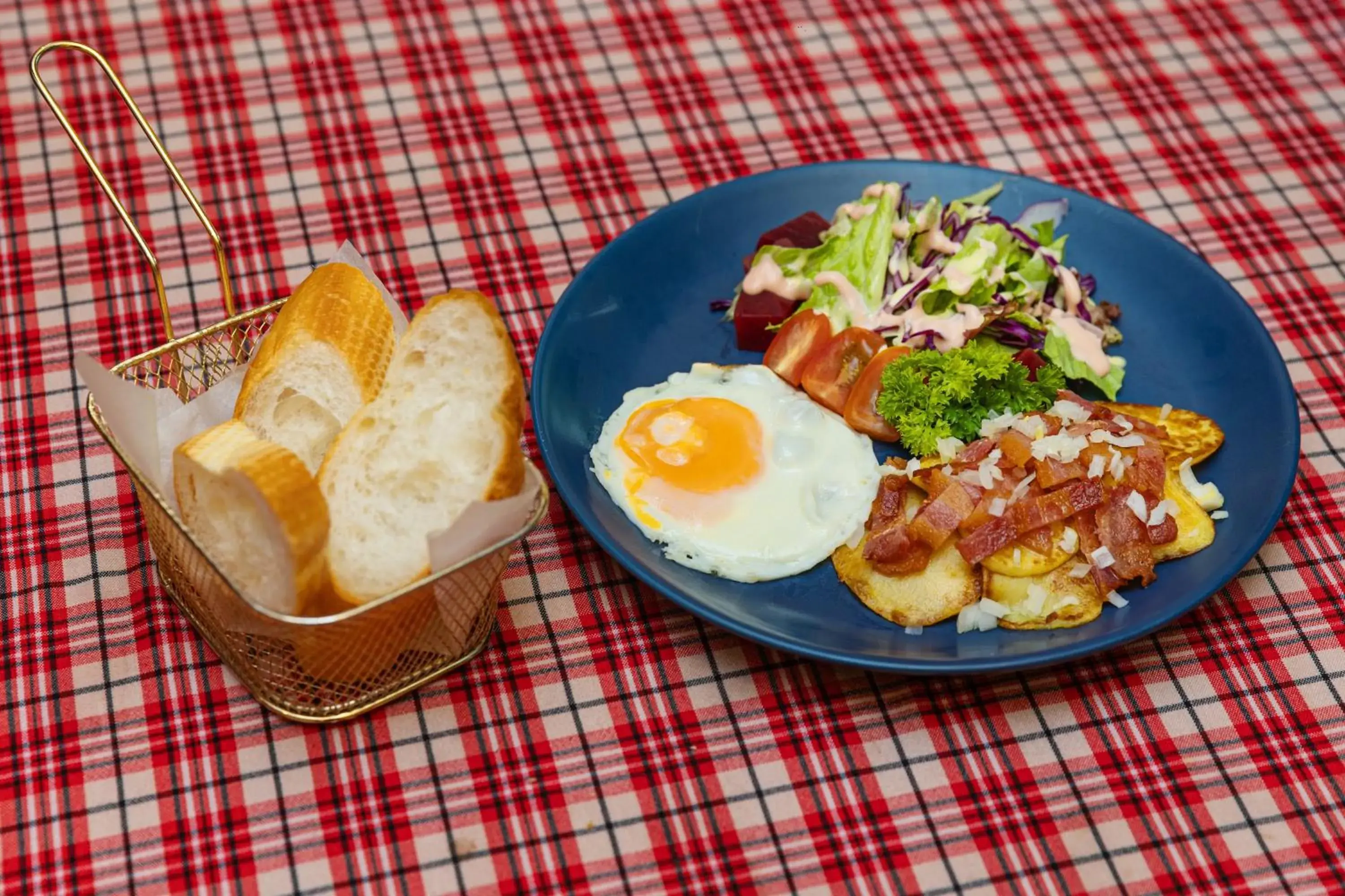 Food in Paralia Khem Beach Phu Quoc Hotel Food in Paralia Khem Beach Phu Quoc Hotel