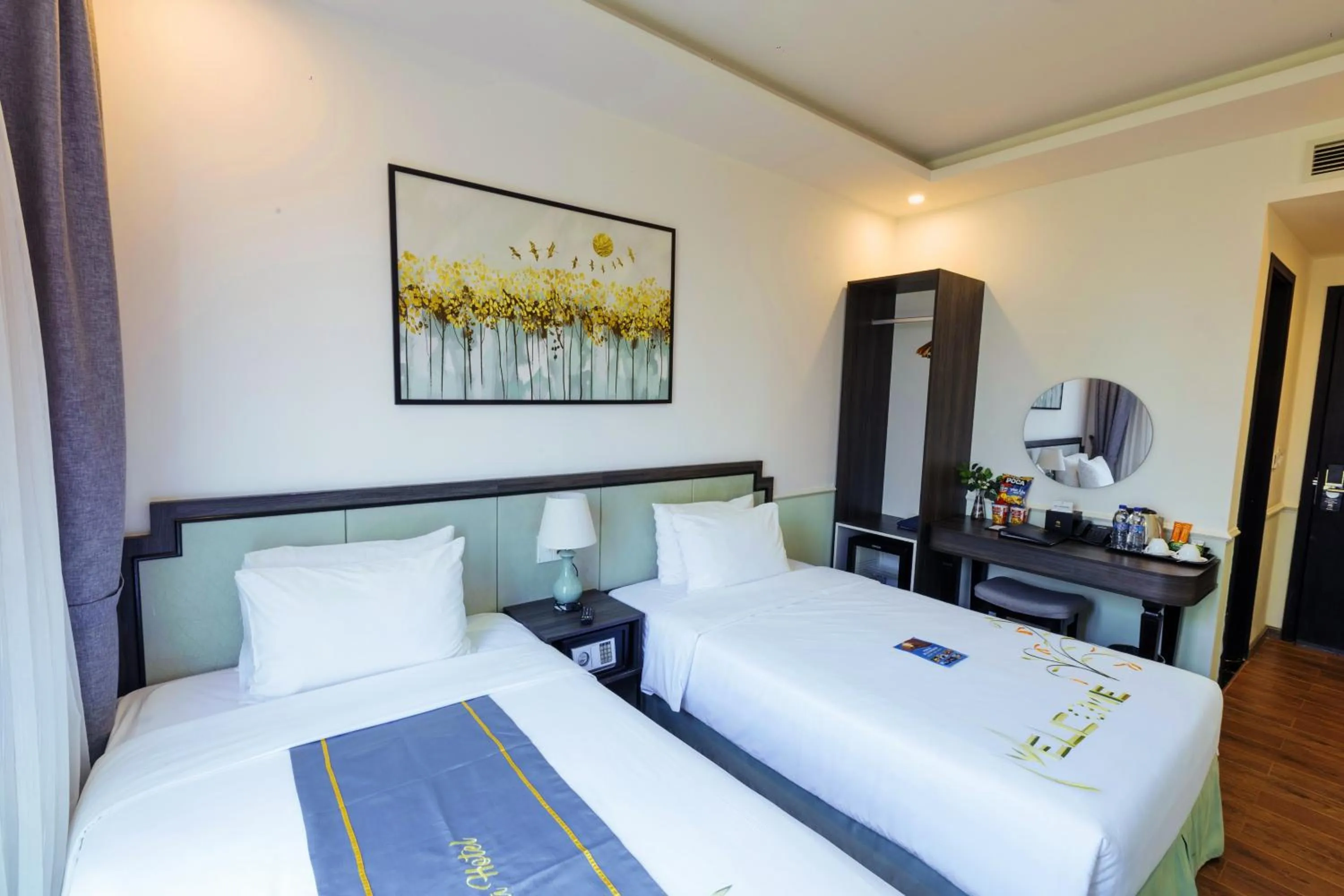 Bed in Paralia Khem Beach Phu Quoc Hotel