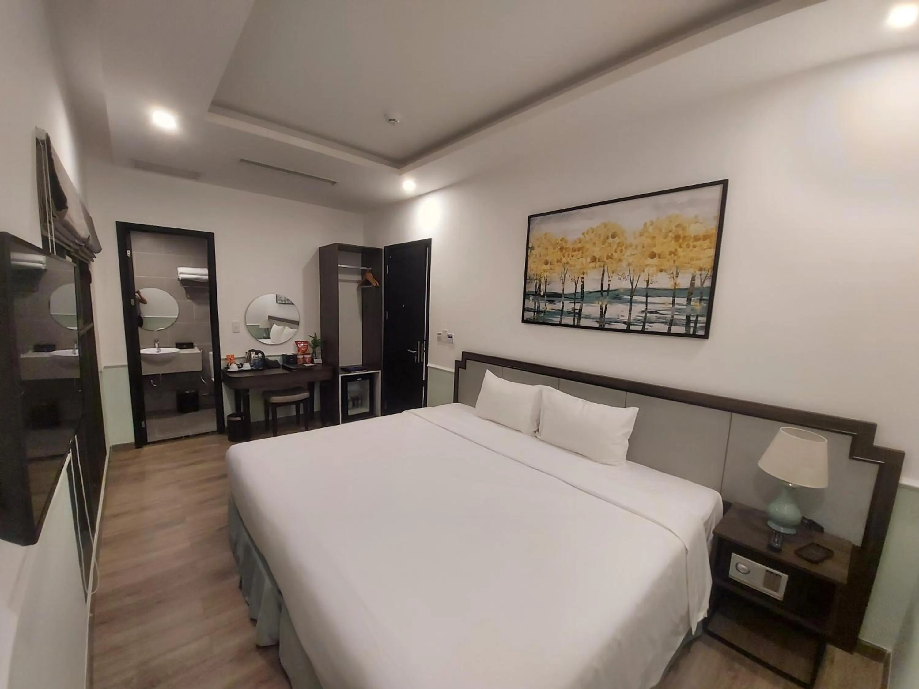 Bedroom, Bed in Paralia Khem Beach Phu Quoc Hotel