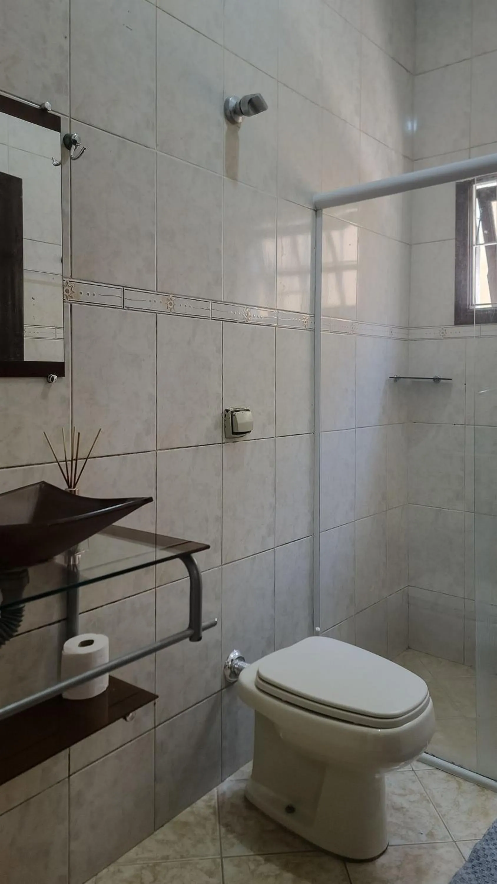 Toilet in Piscina Aquecida, Ar Cond, Área Gourmet, Bilhar, Wi-Fi