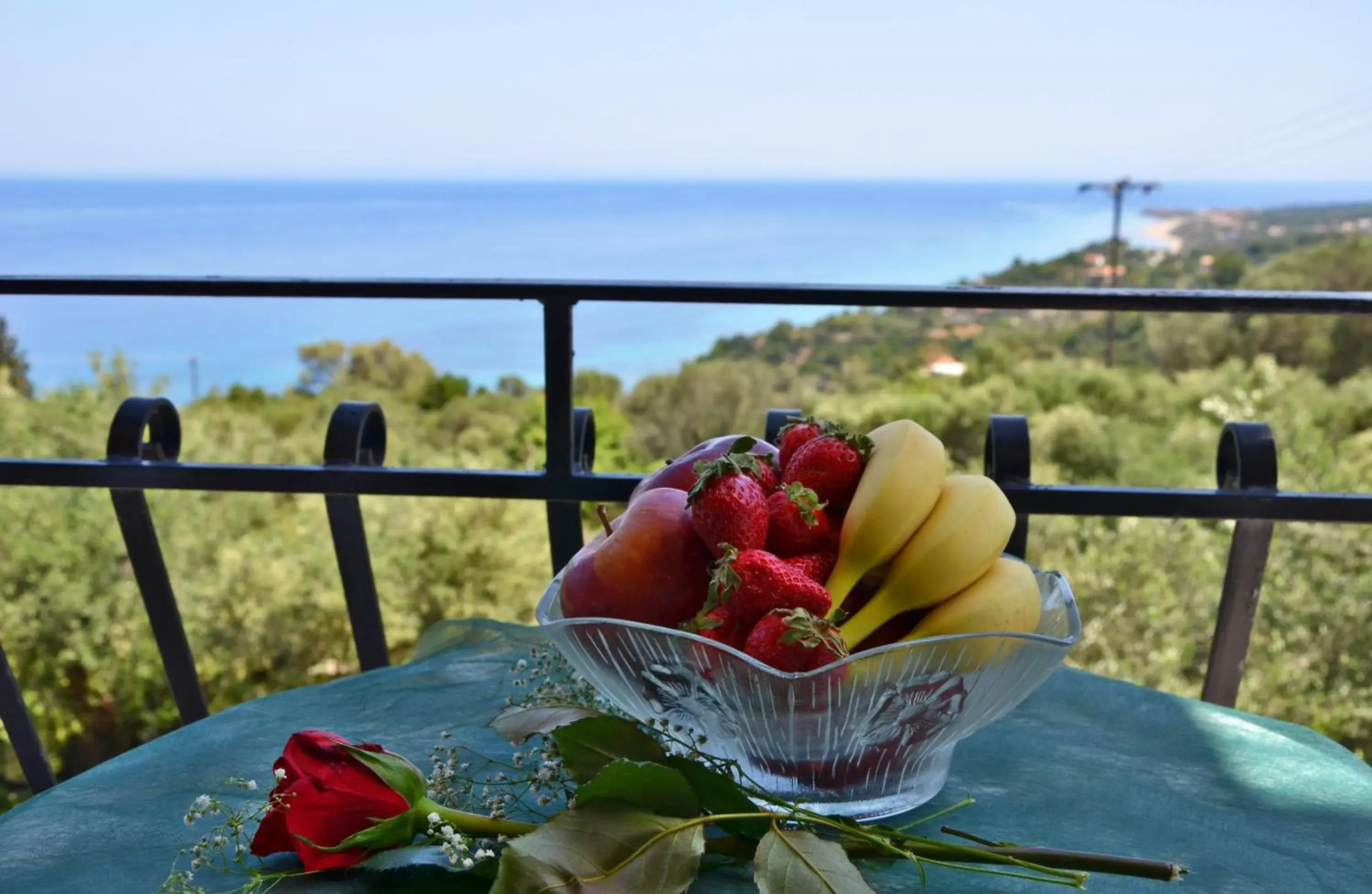 Three-Bedroom Apartment (5 Adults) with Sea View in Belvedere Zakynthos Studios Three-Bedroom Apartment (5 Adults) with Sea View in Belvedere Zakynthos Studios