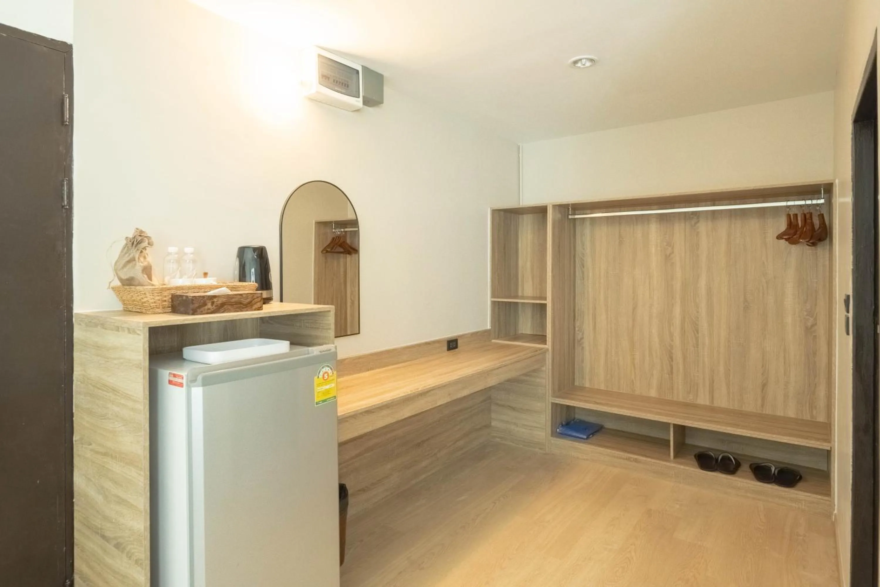 The Krungkasem Srikrung Hotel