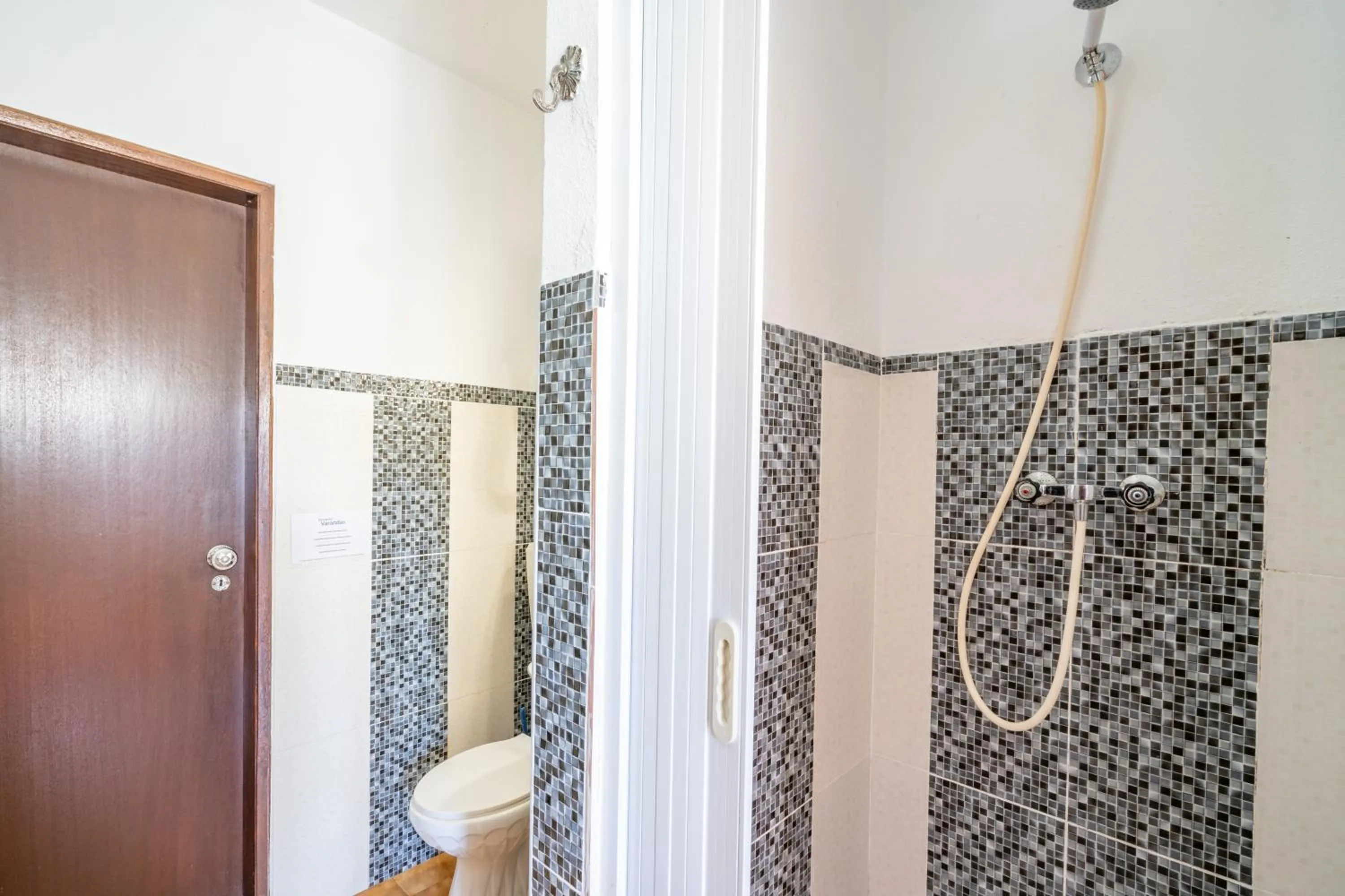 Bathroom in Quinta das Varandas by Umbral