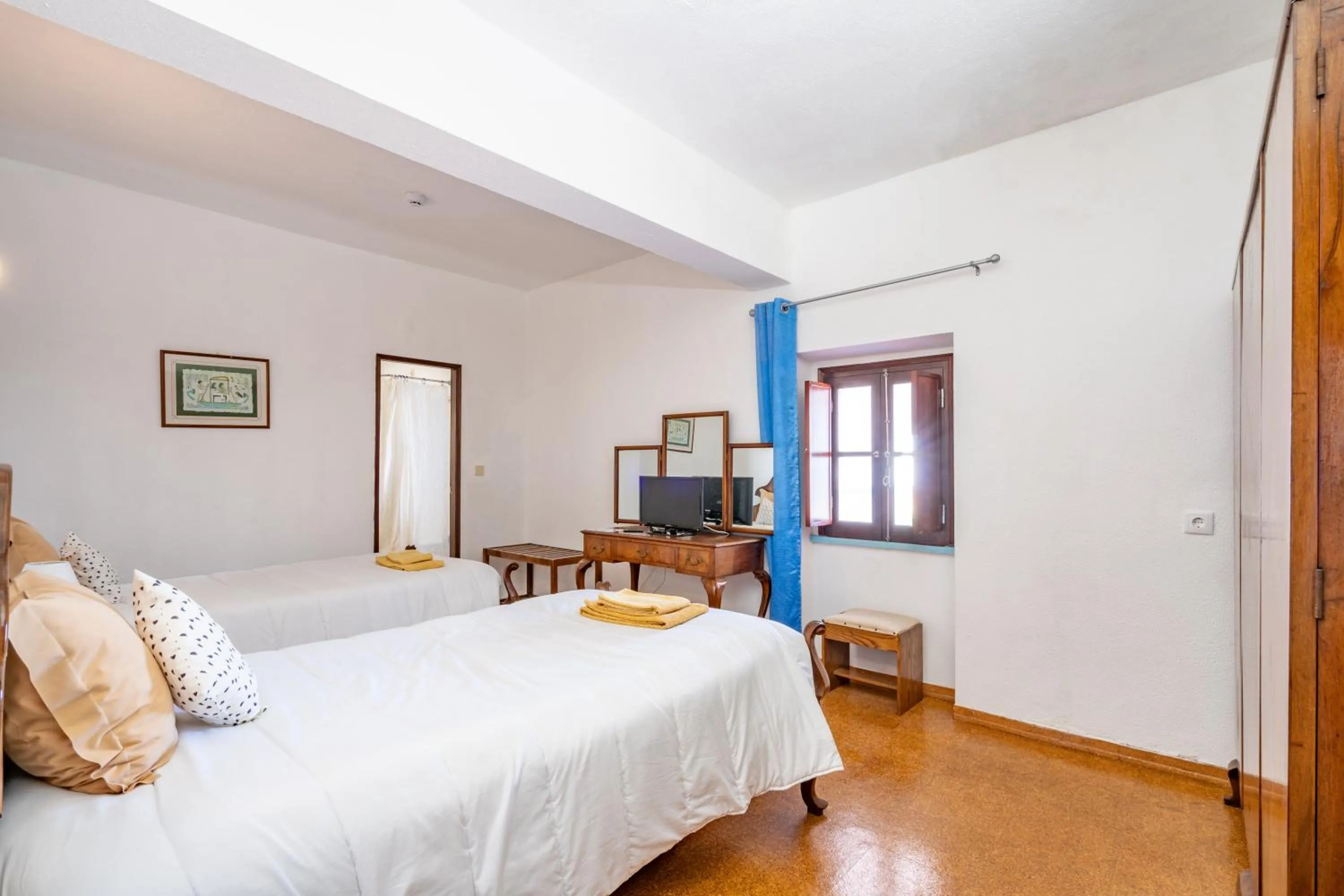 Bedroom, Bed in Quinta das Varandas by Umbral