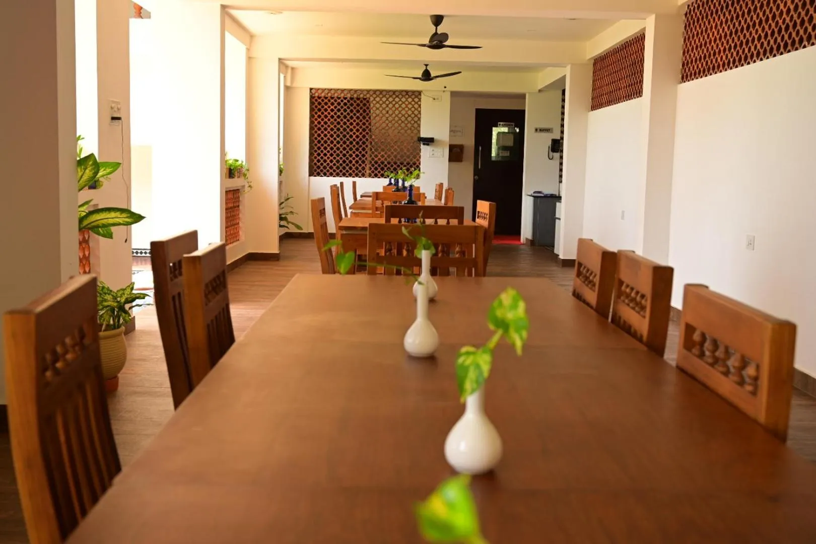 Restaurant/places to eat in Aadisaktthi Leisure Resort, Kovalam