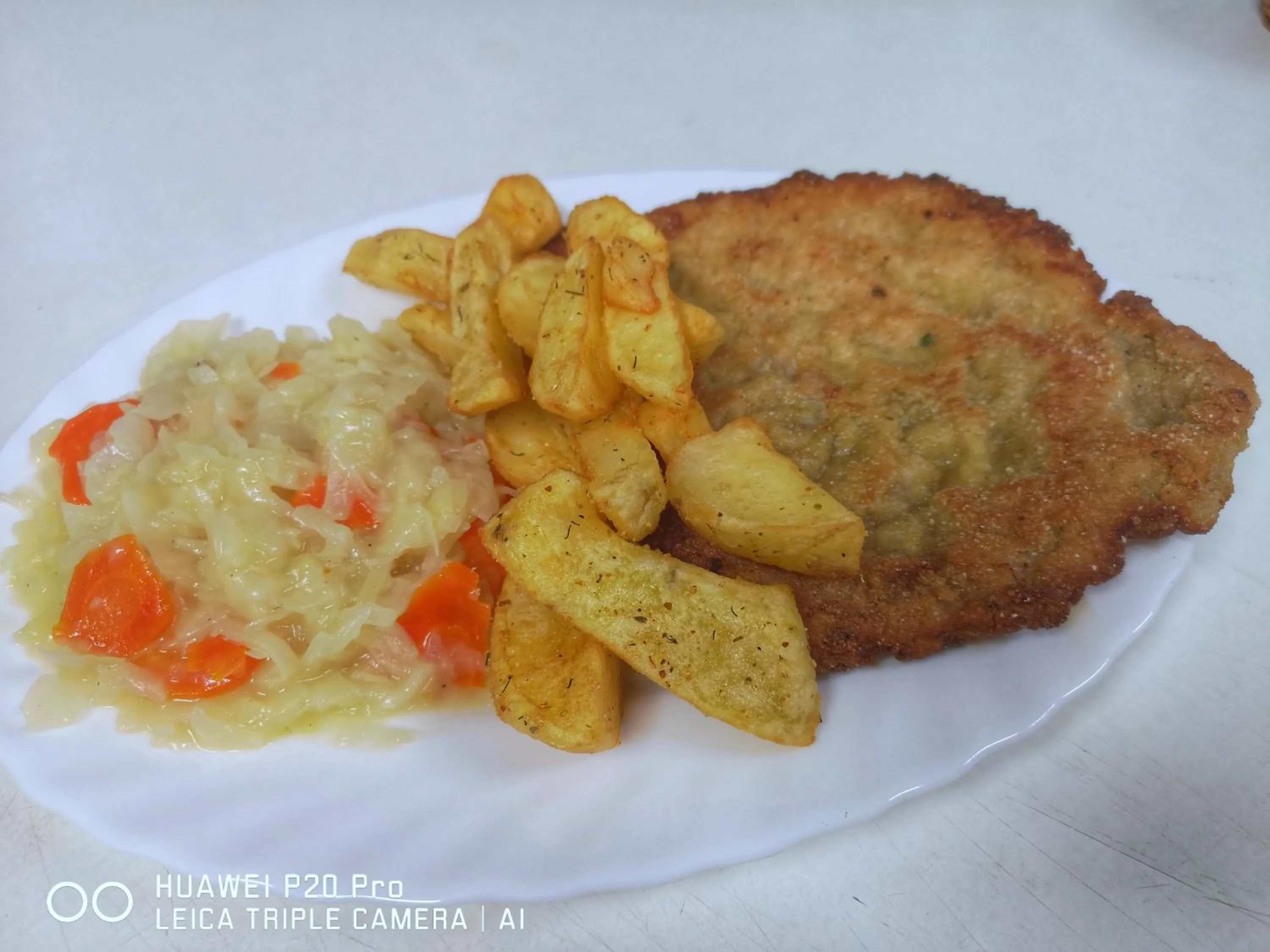 Lunch in Hotel Eden 24h