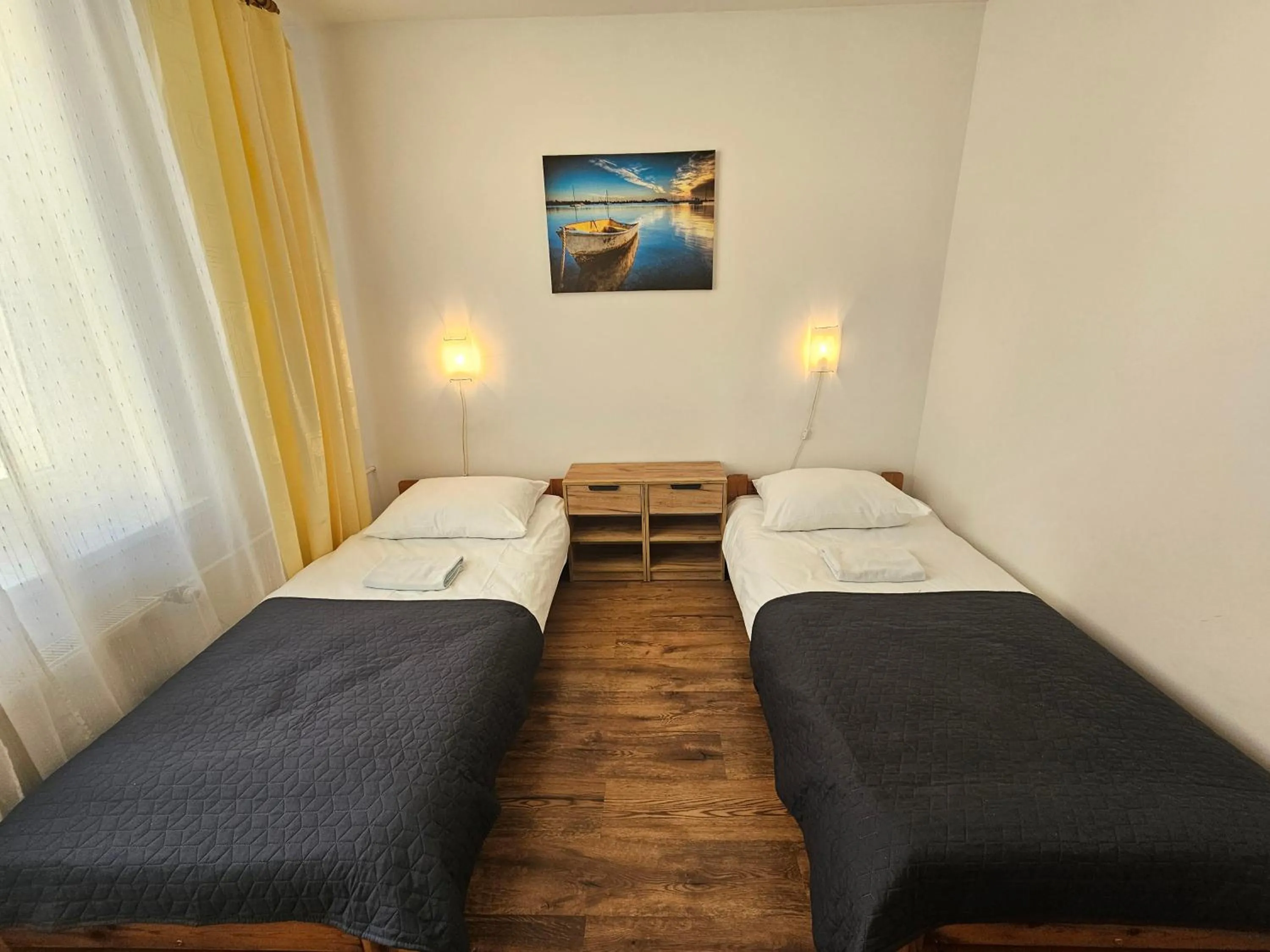 Bed in Hotel Eden 24h