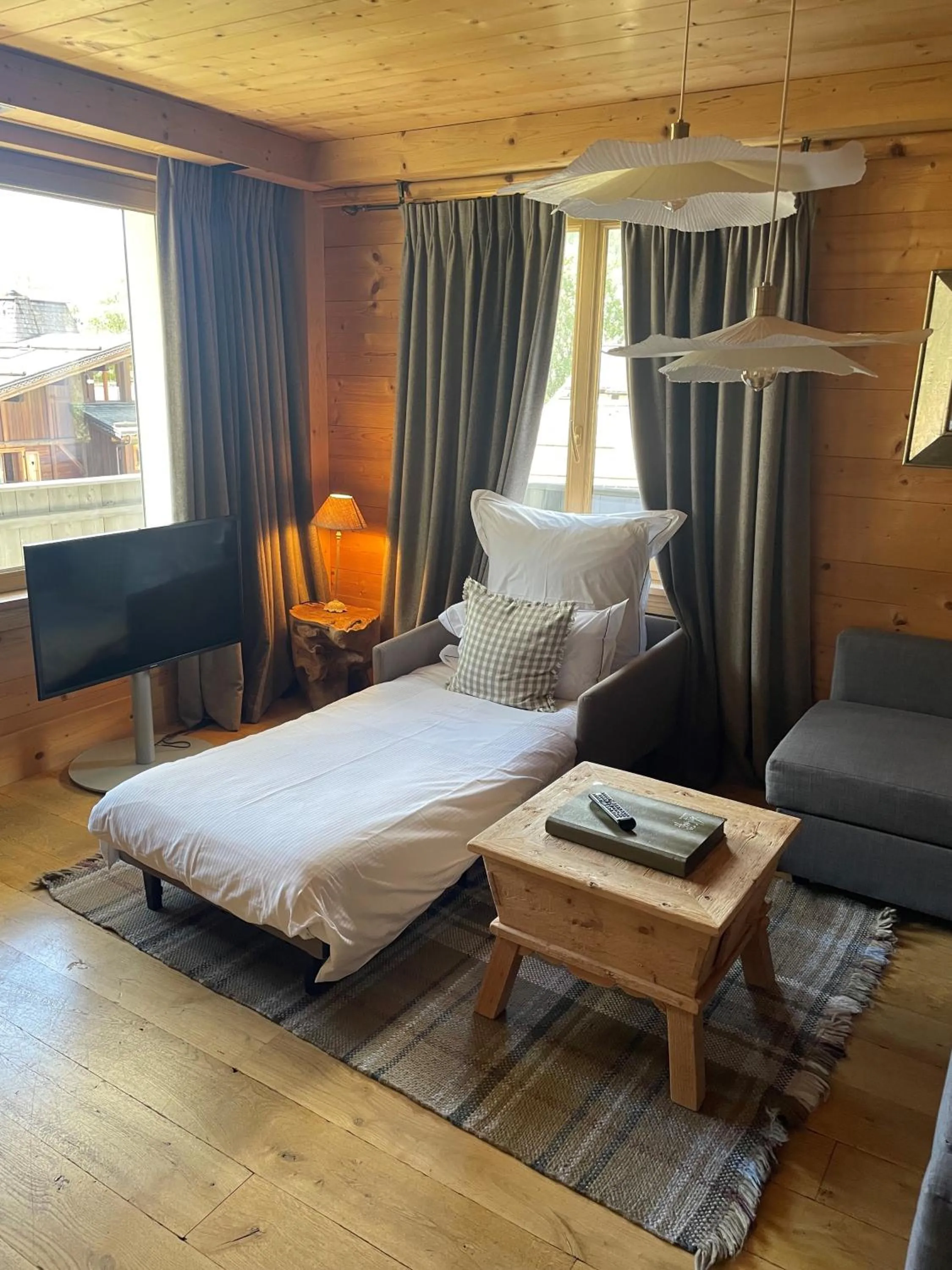 Bed in Chalet-Hôtel Hermitage
