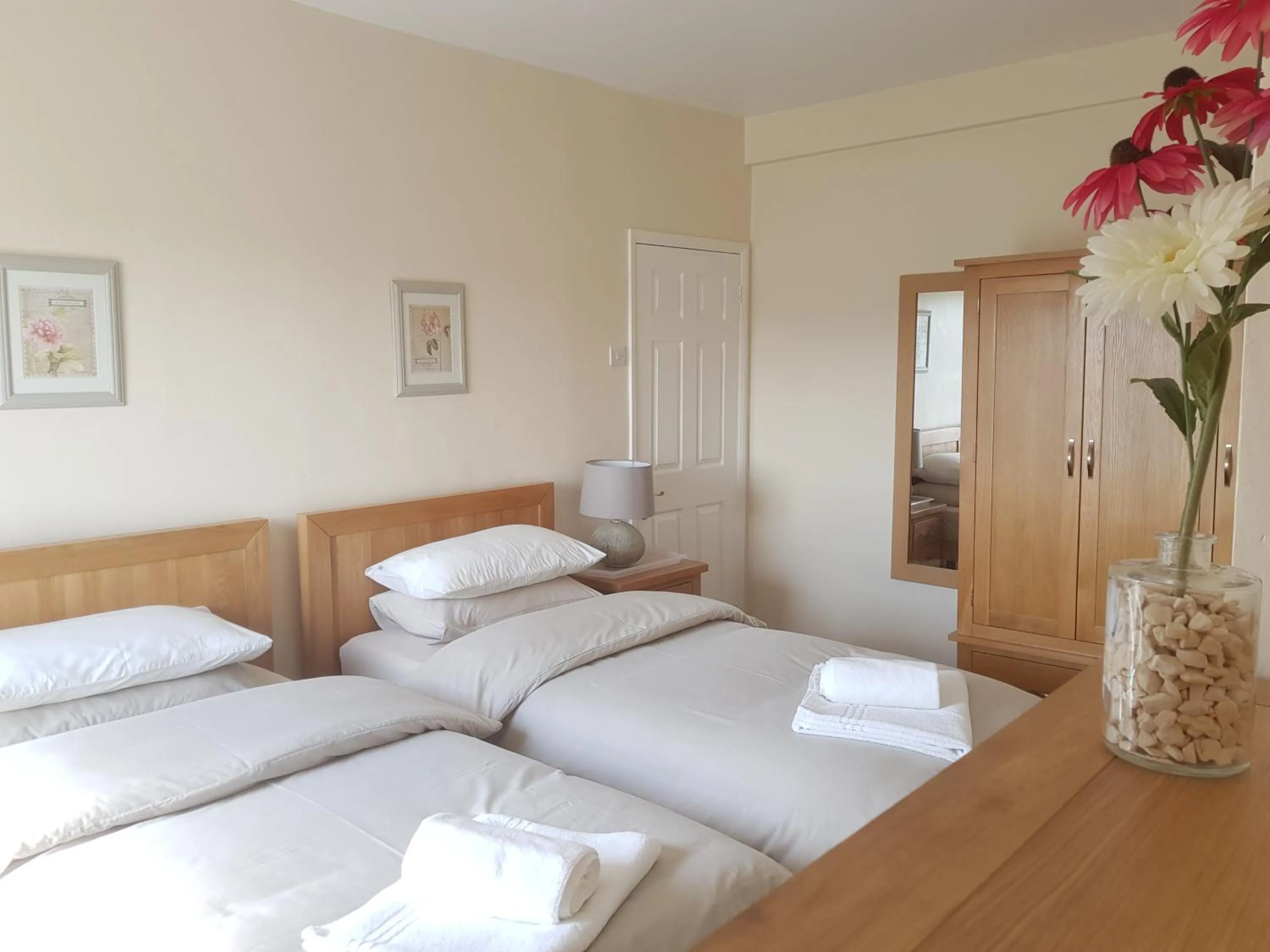 Bedroom in Saltburn Holidays 4 Park View