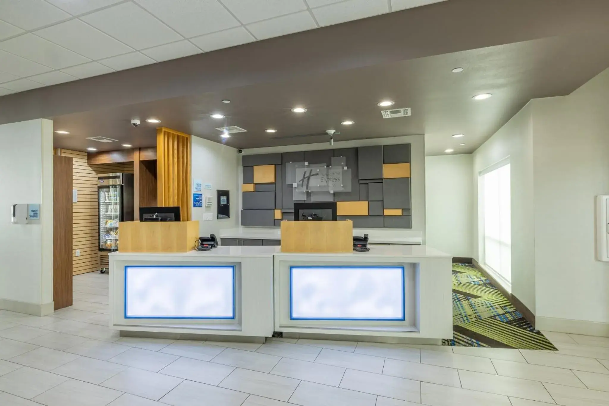 Property building in Holiday Inn Express & Suites Lindale - Tyler by IHG Property building in Holiday Inn Express & Suites Lindale - Tyler by IHG